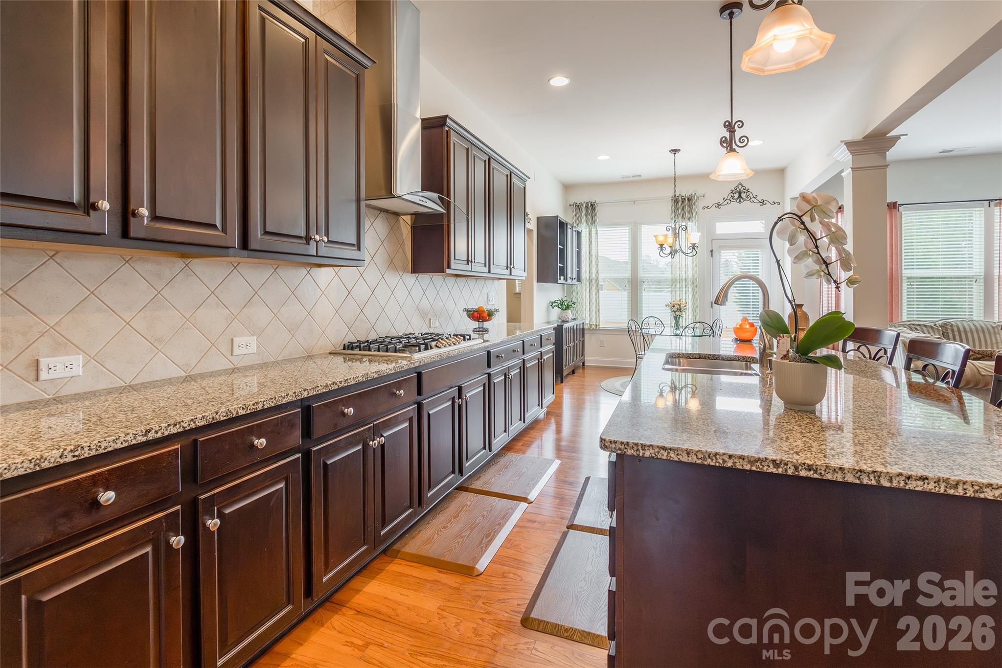1105 Mantell Road — Lancaster