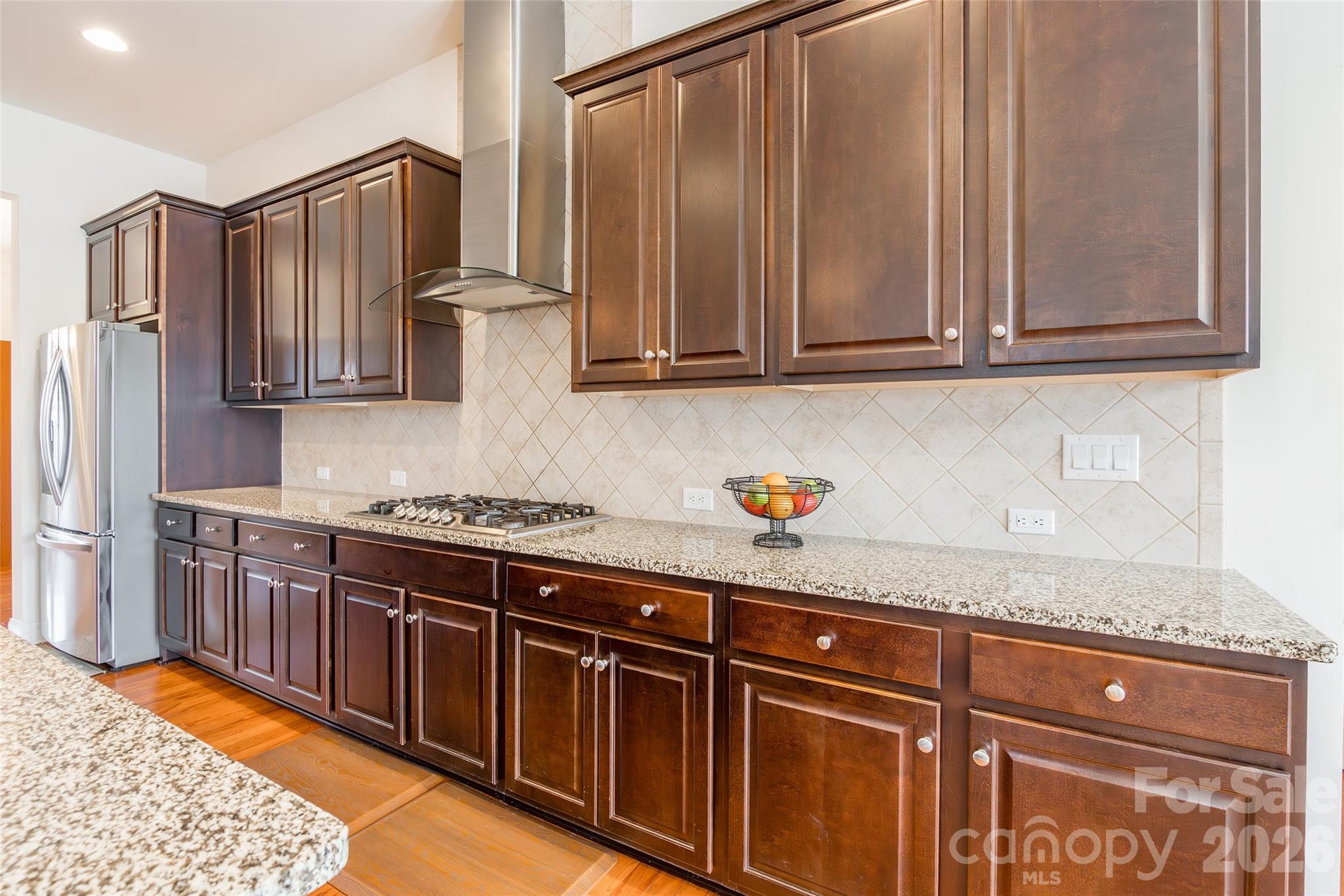 1105 Mantell Road — Lancaster