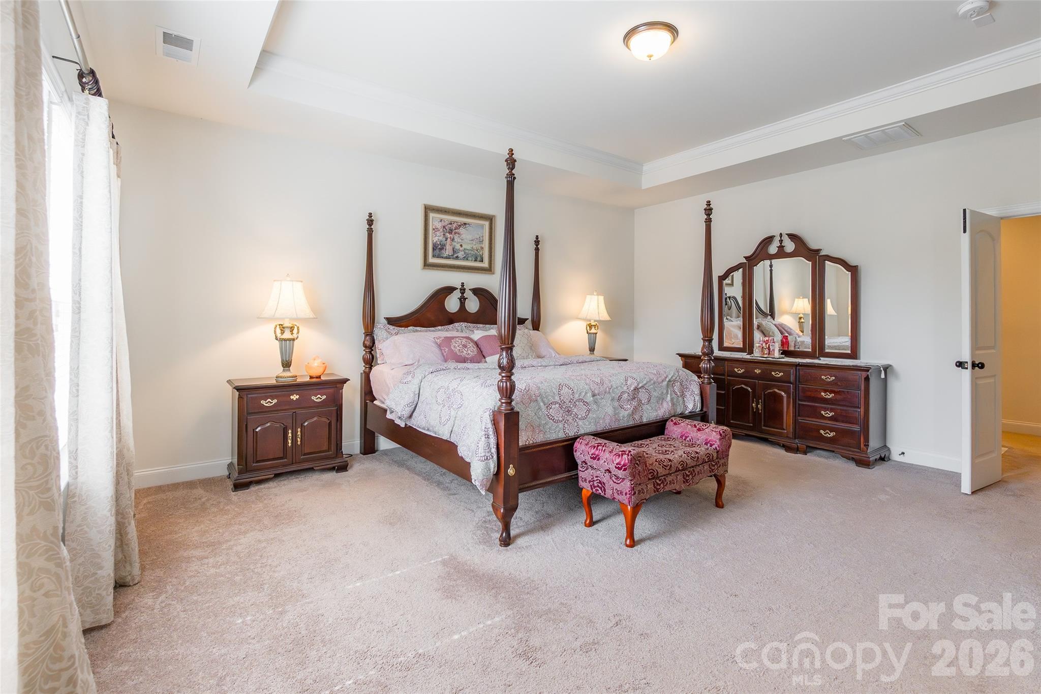 1105 Mantell Road — Lancaster