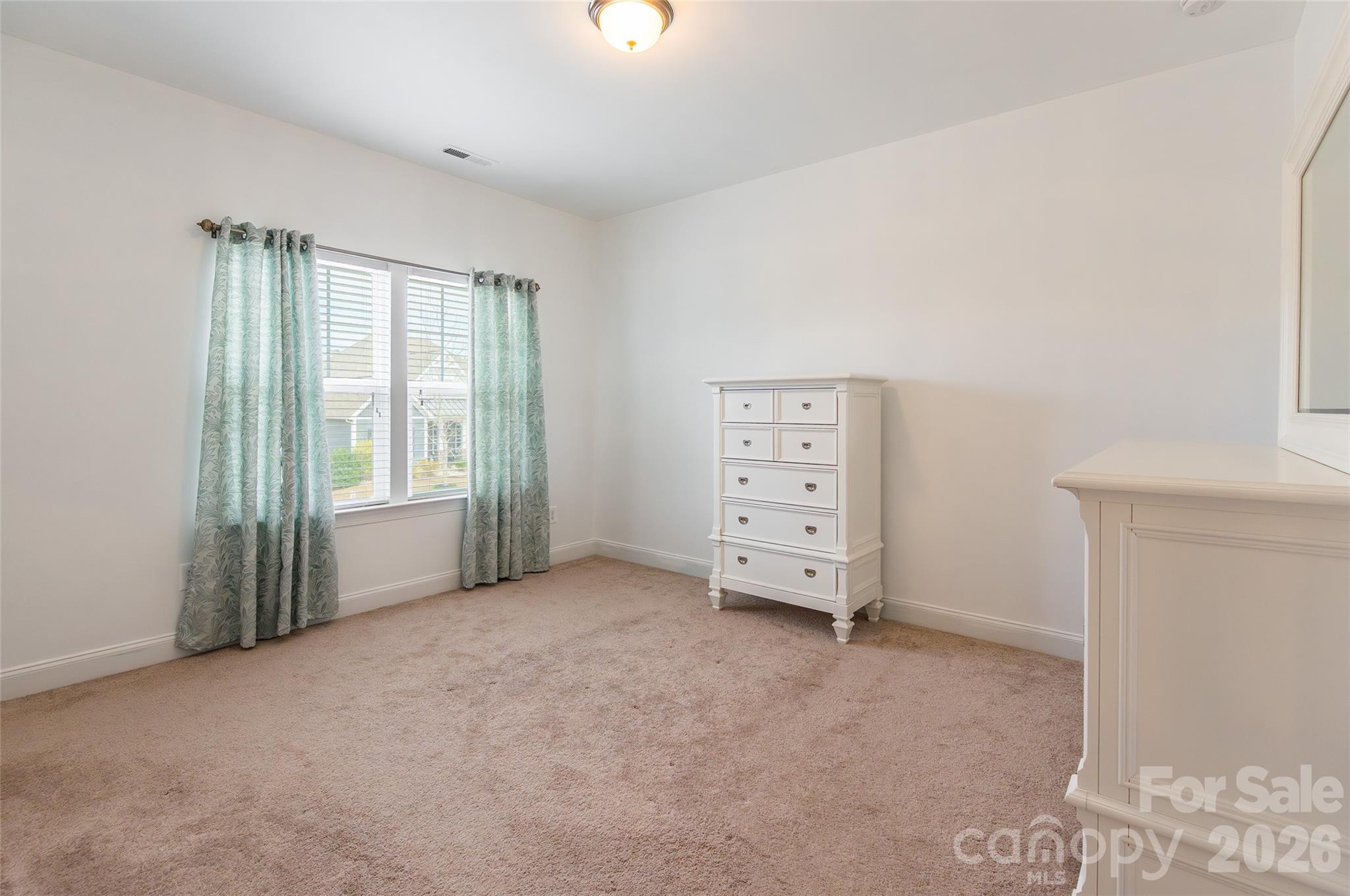 1105 Mantell Road — Lancaster