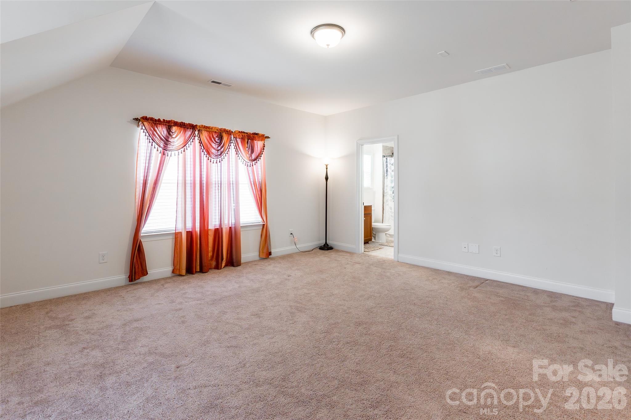 1105 Mantell Road — Lancaster