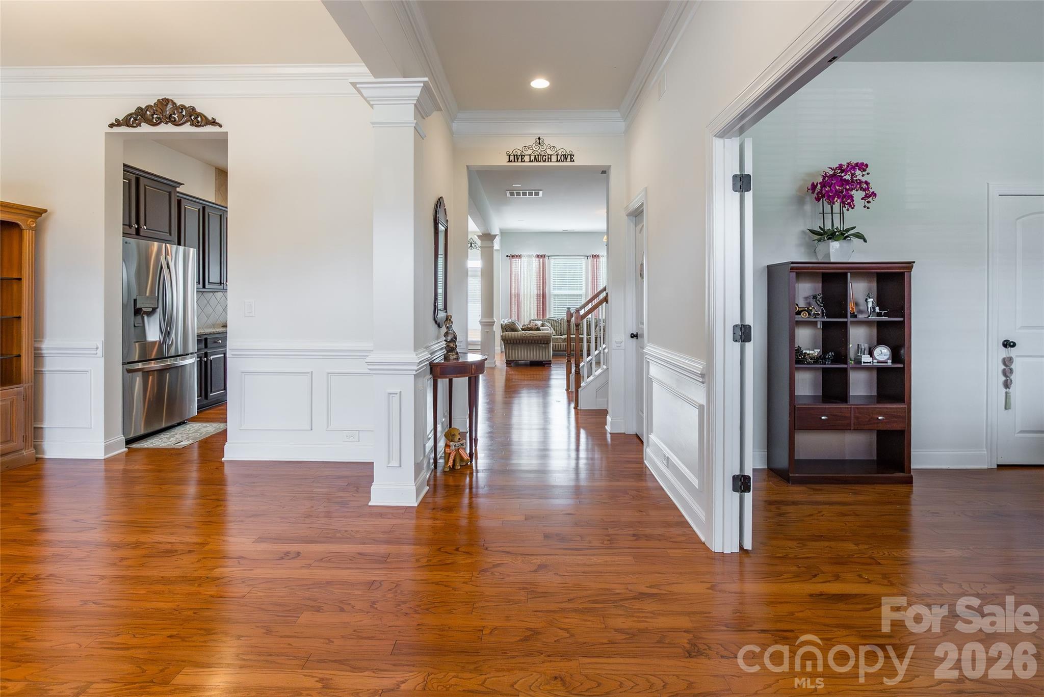 1105 Mantell Road — Lancaster