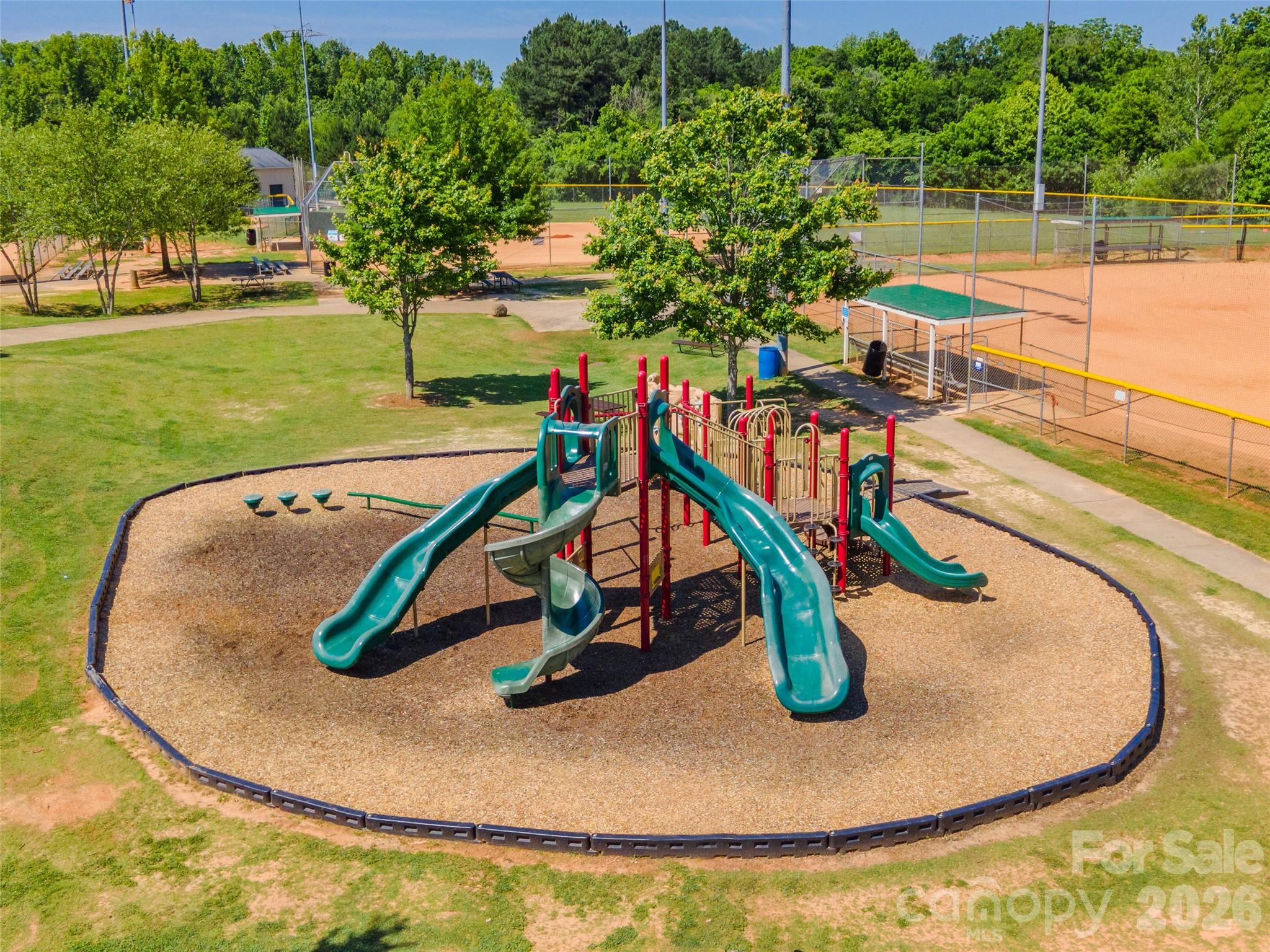 1105 Mantell Road — Lancaster