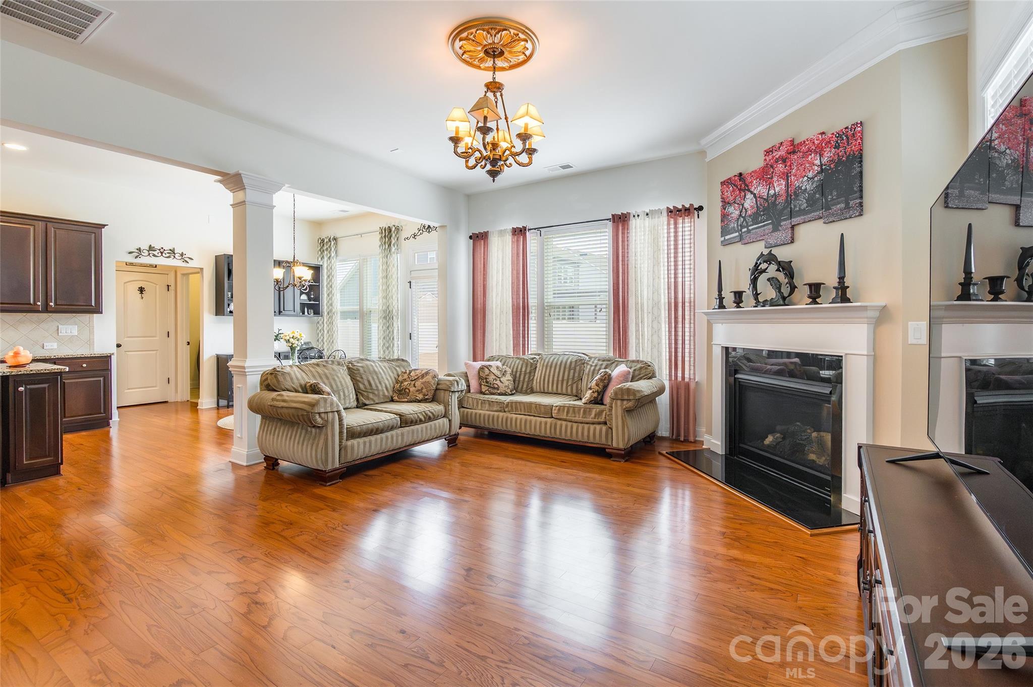 1105 Mantell Road — Lancaster
