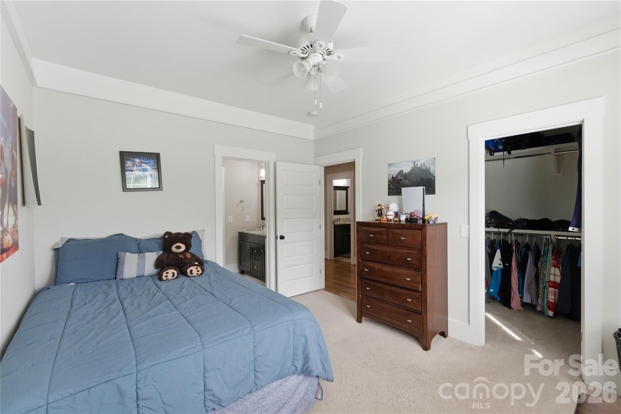 661 Ideal Way — Charlotte