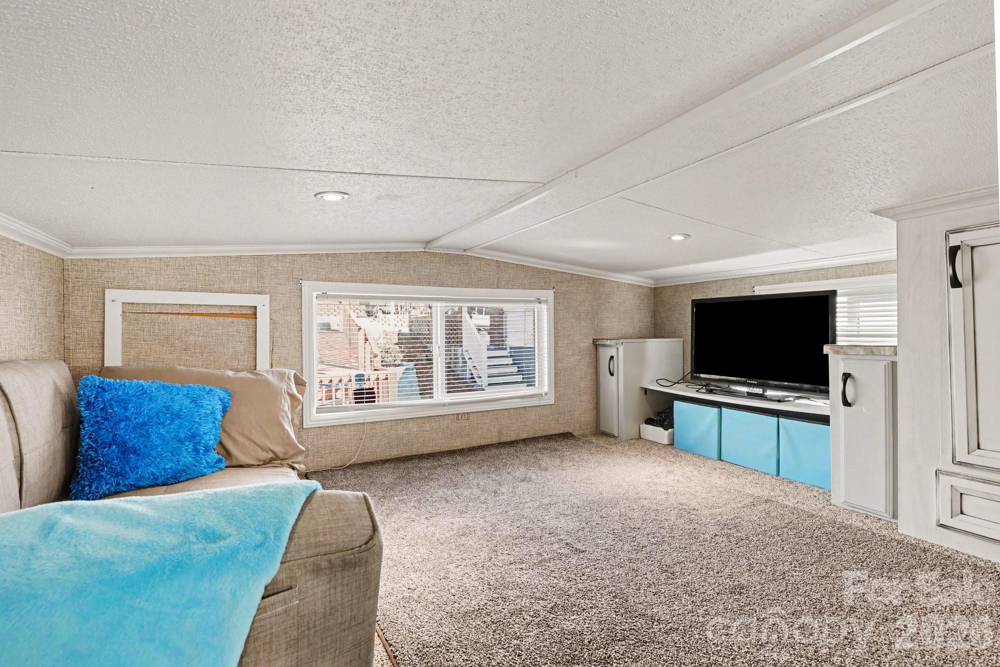 130 Eagle Drive — New London