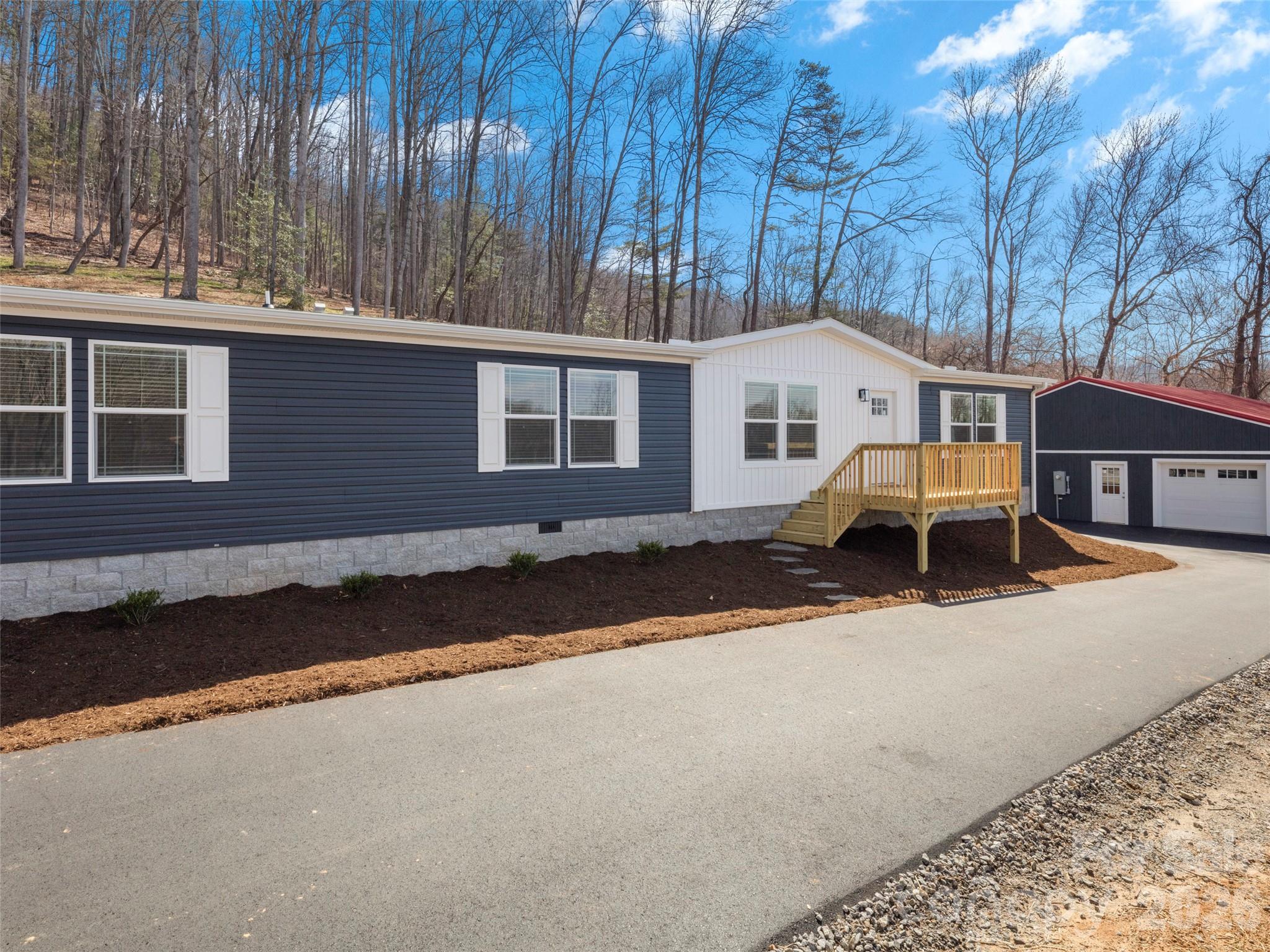 502 & 512 Hutch Mountain Road — Fletcher