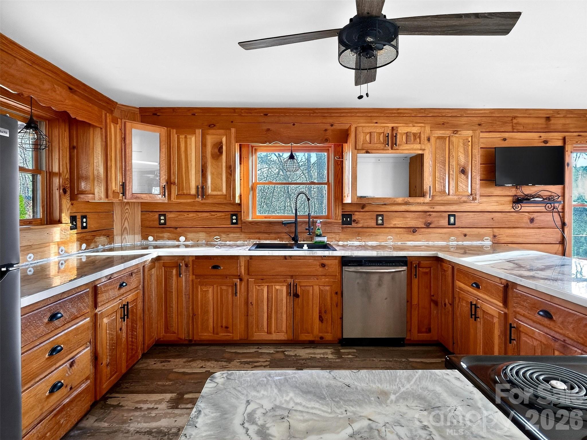 345 Lower Switchback Road — Union Mills