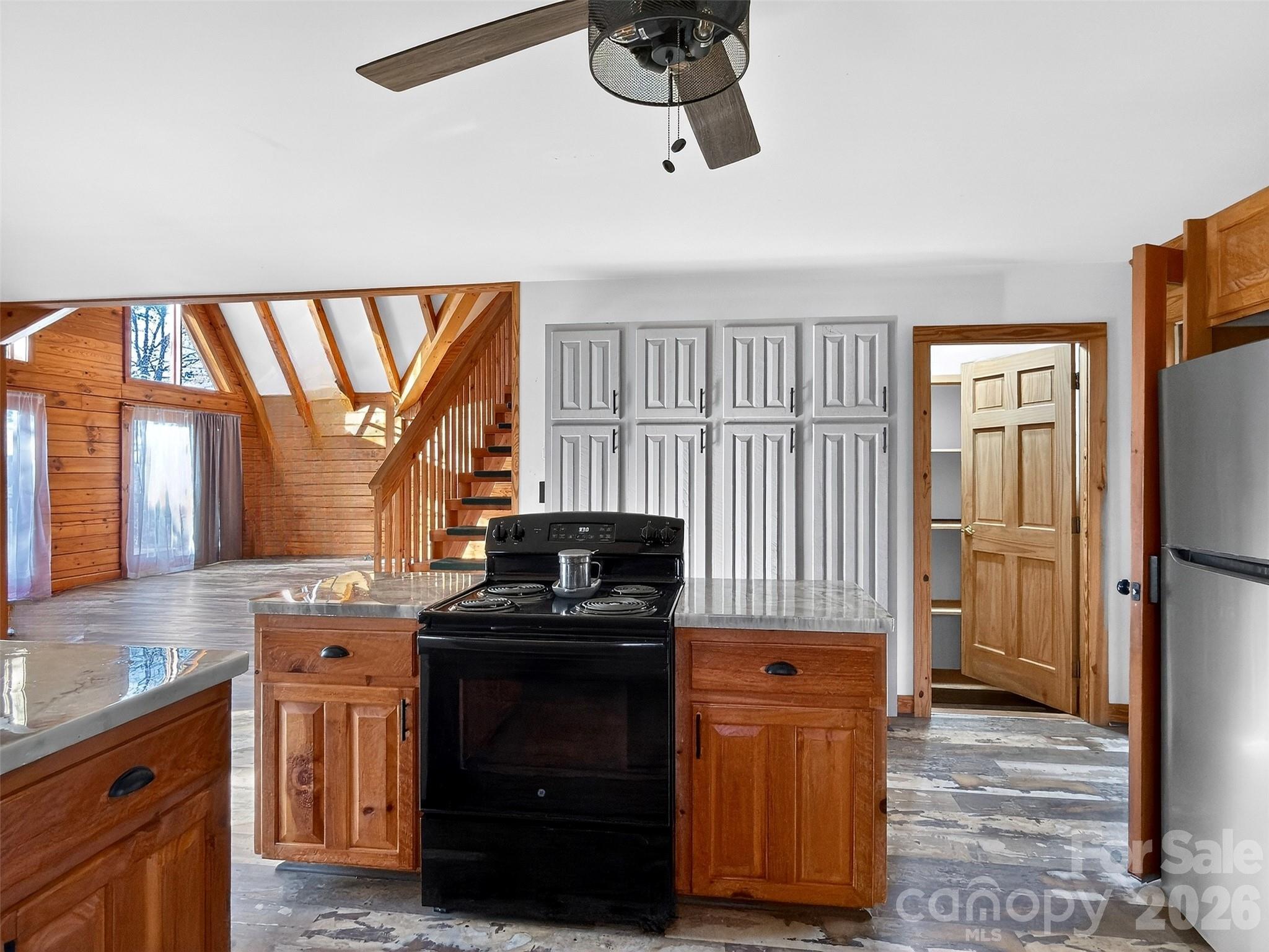 345 Lower Switchback Road — Union Mills