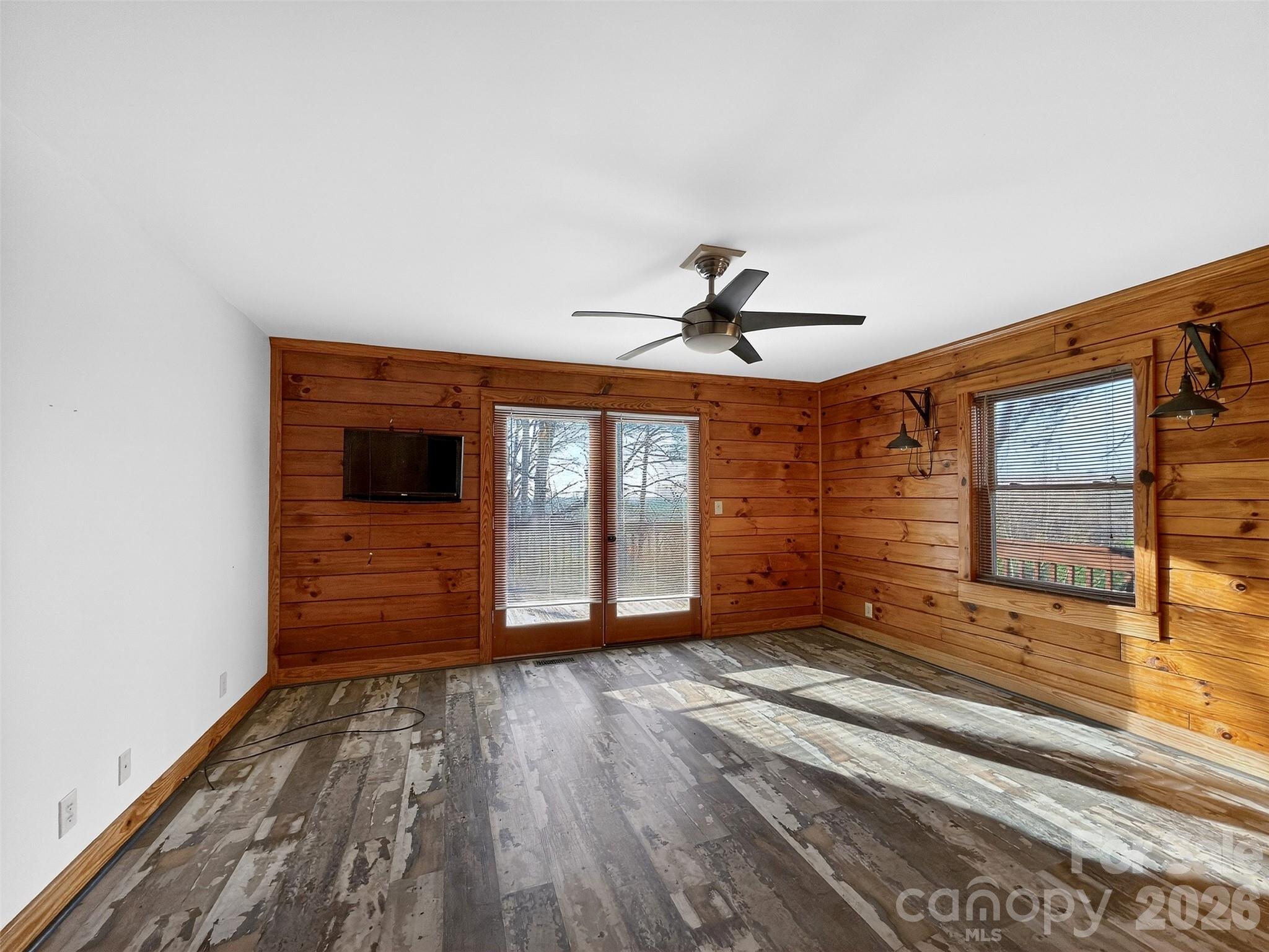 345 Lower Switchback Road — Union Mills