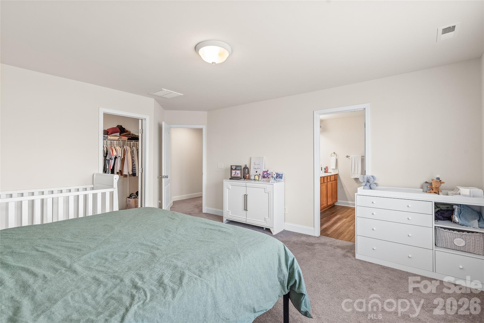 1043 Kalli Drive — Matthews