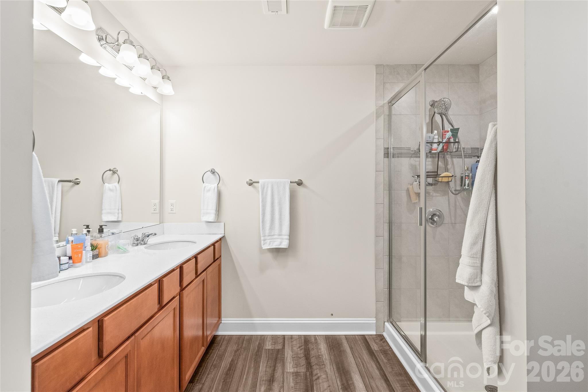 1043 Kalli Drive — Matthews