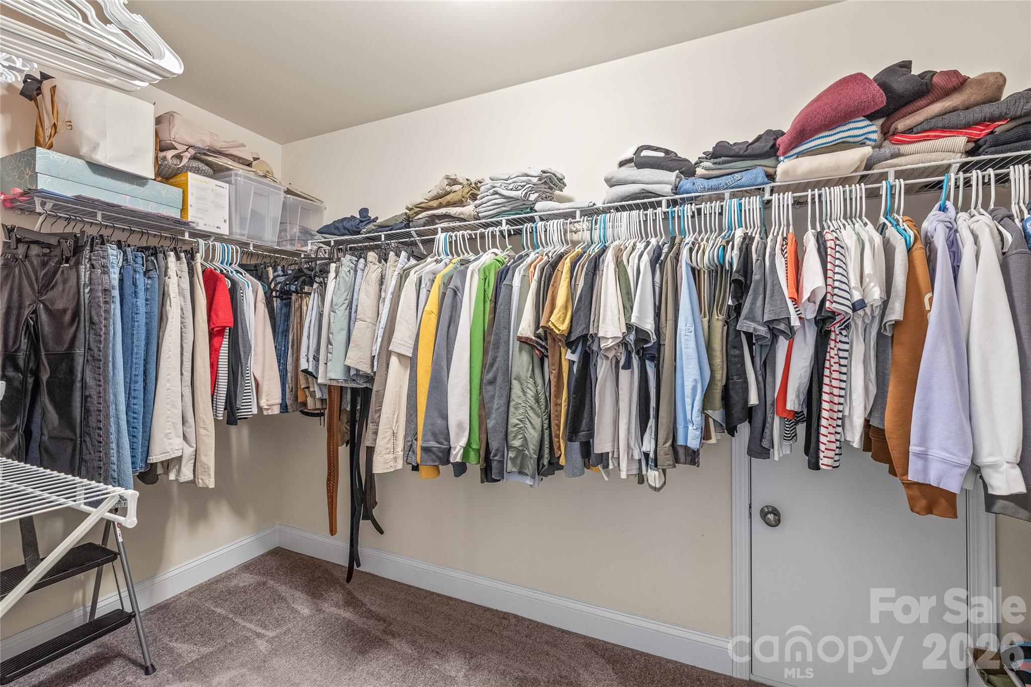 1043 Kalli Drive — Matthews