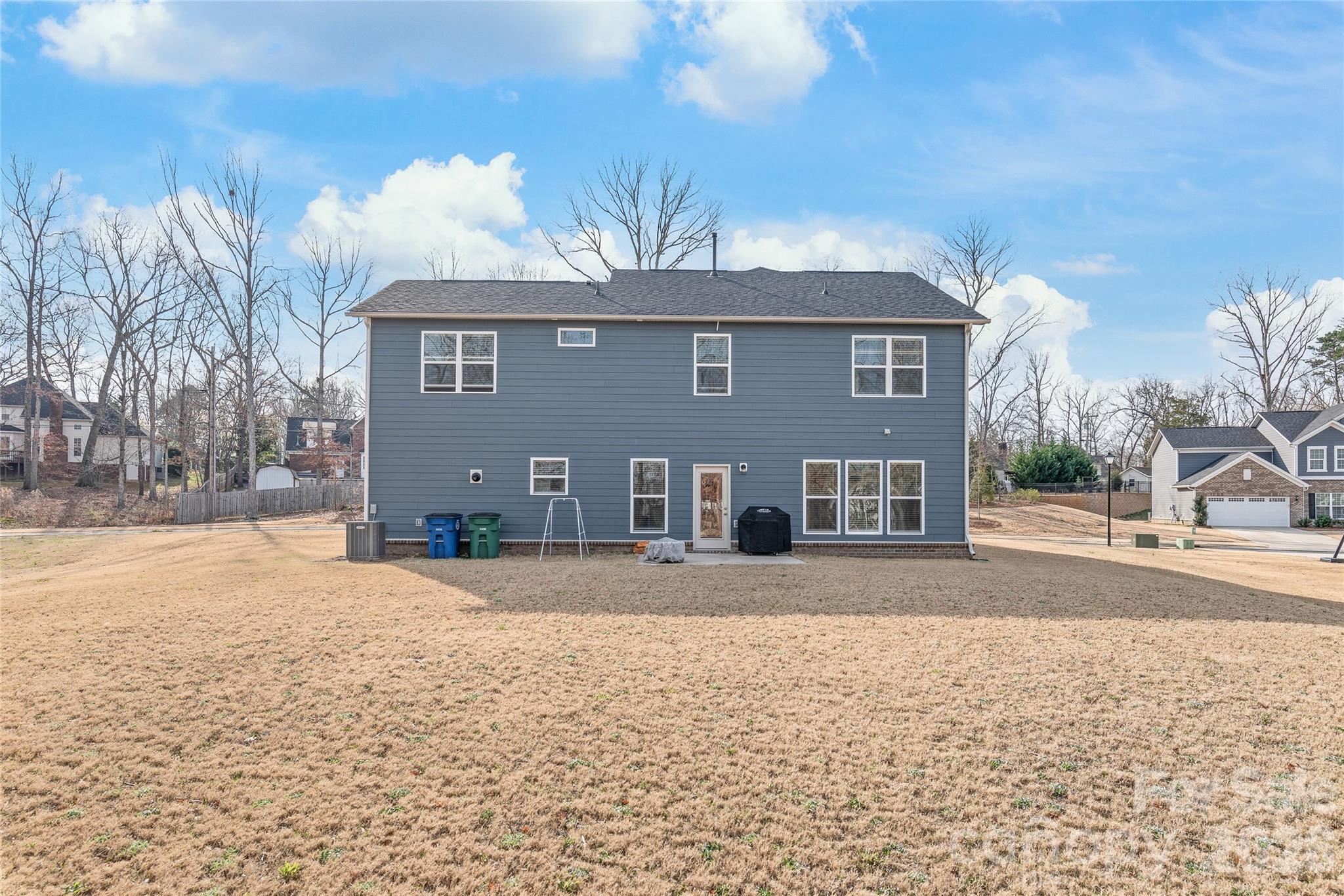 1043 Kalli Drive — Matthews