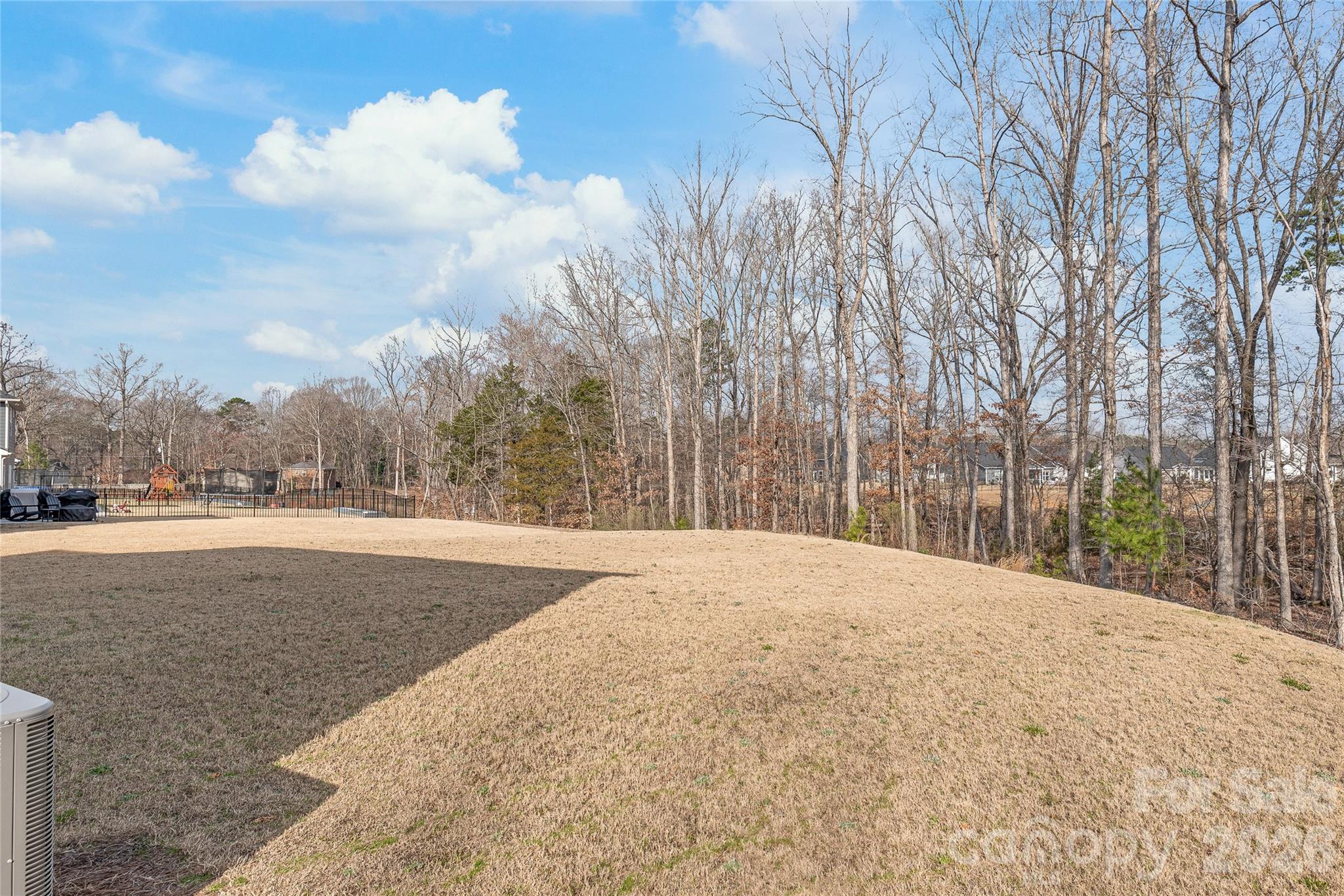 1043 Kalli Drive — Matthews
