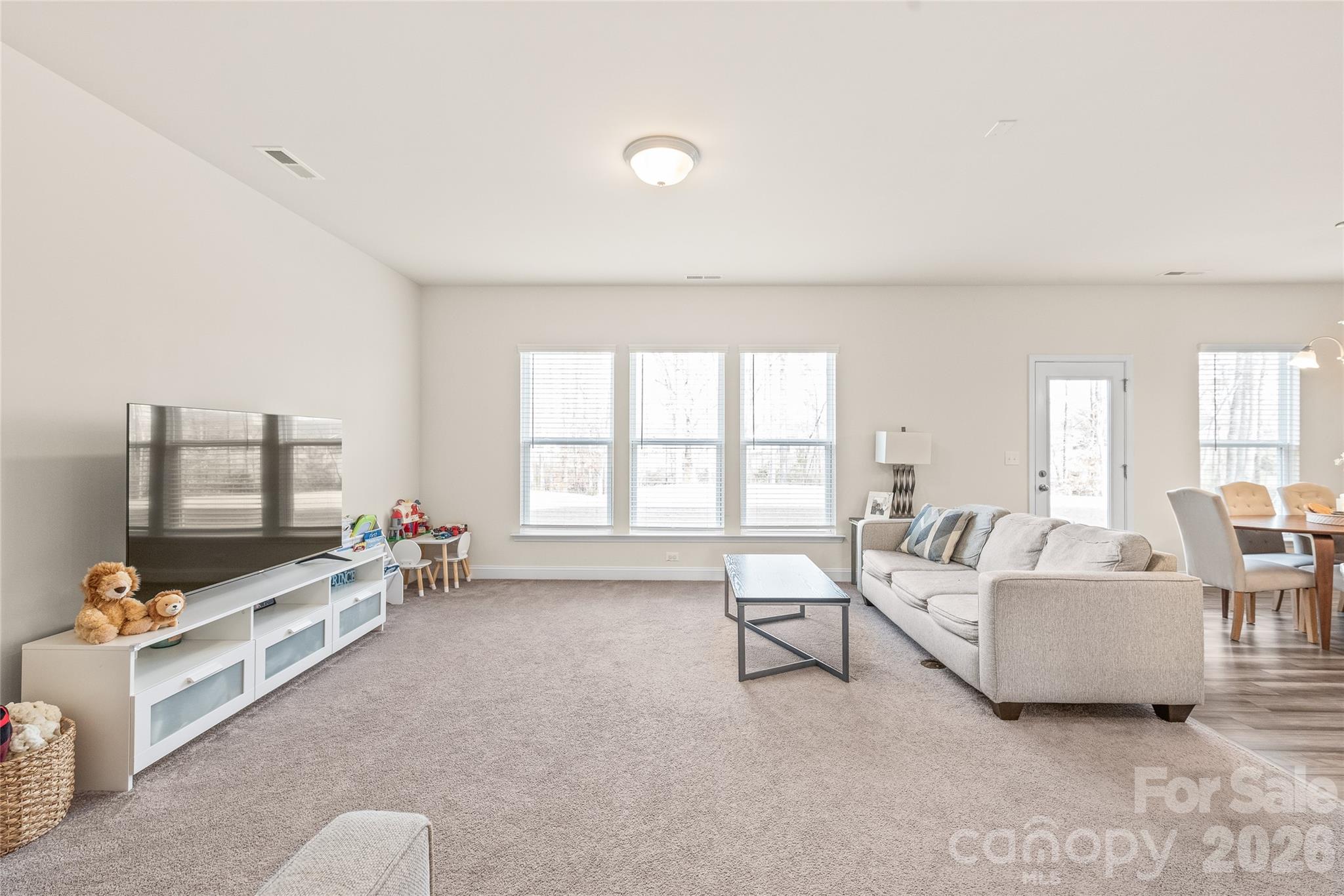 1043 Kalli Drive — Matthews