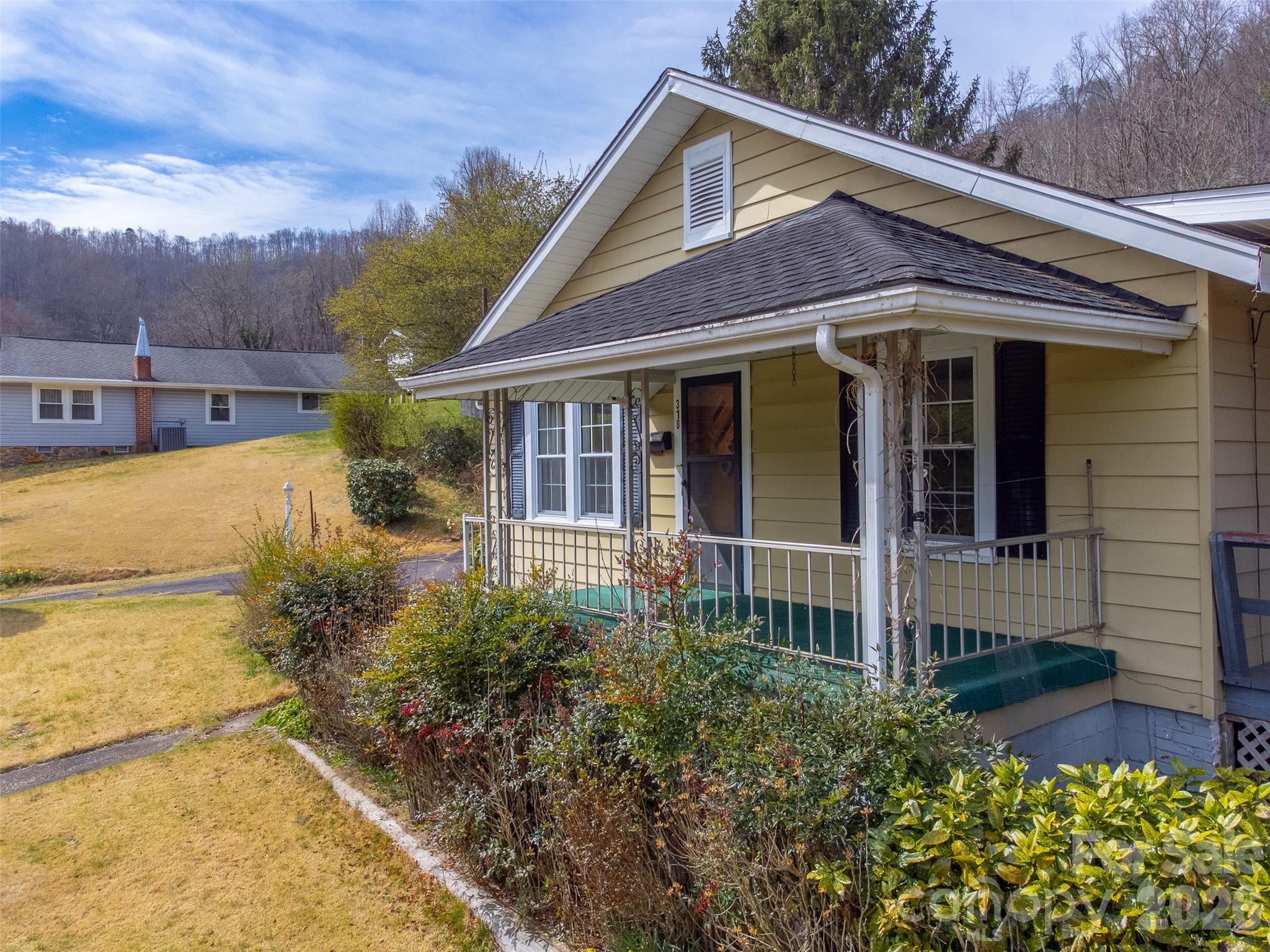 318 Sunrise Park — Sylva