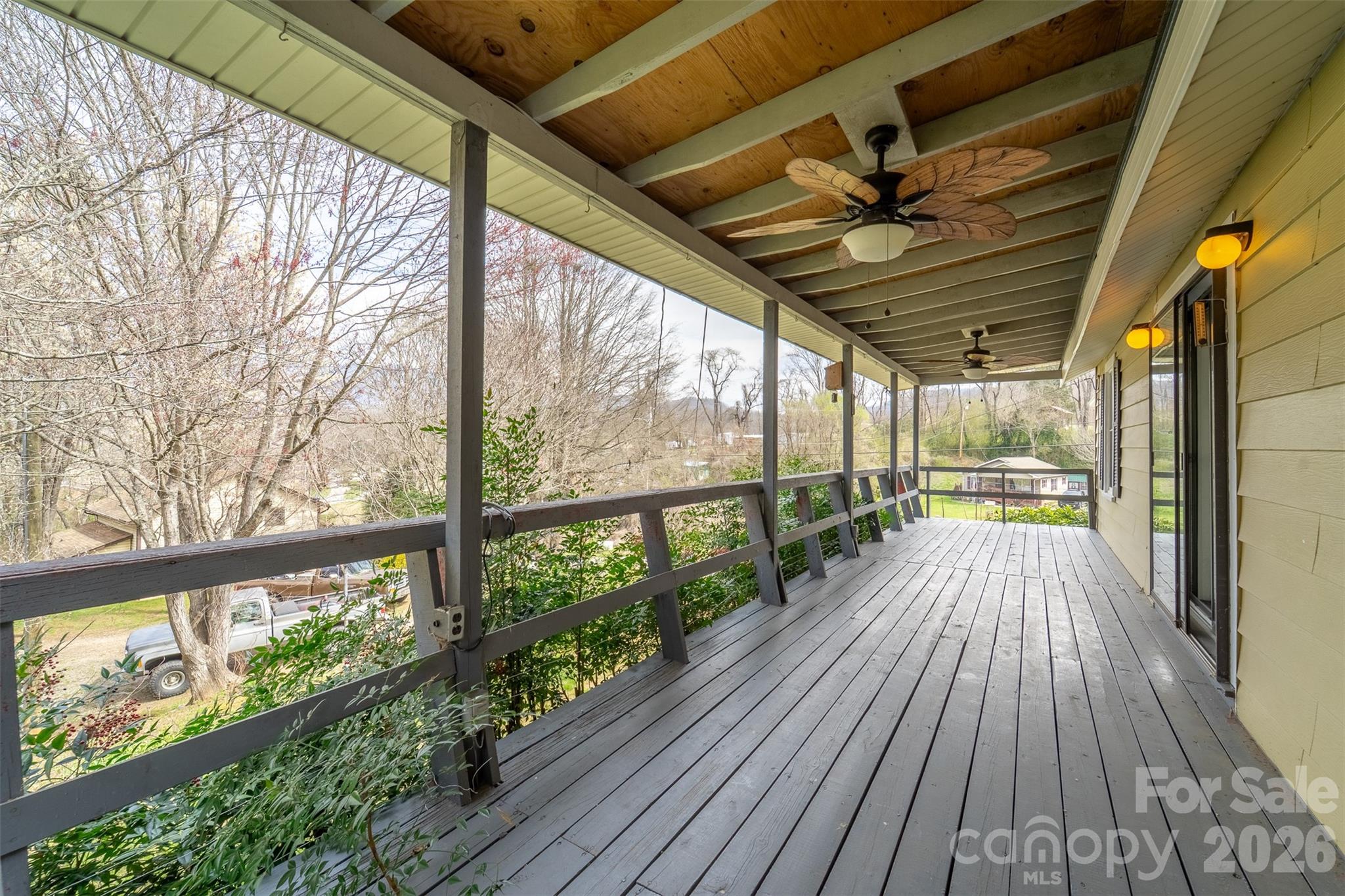 318 Sunrise Park — Sylva