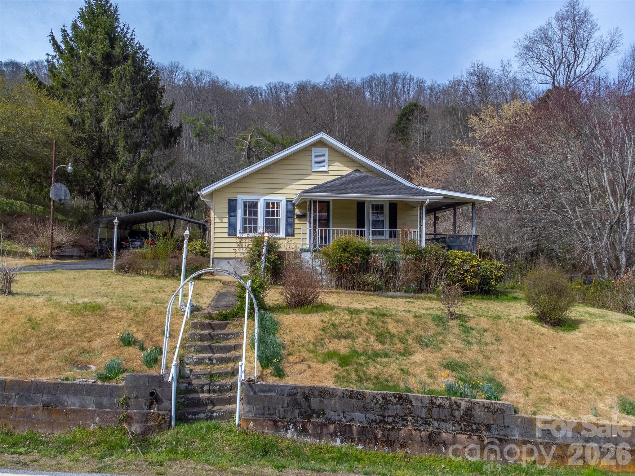 318 Sunrise Park — Sylva