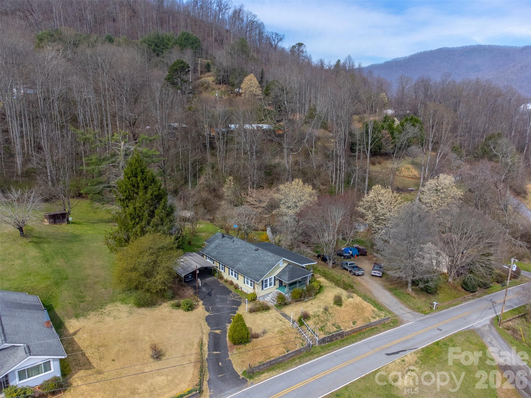 318 Sunrise Park — Sylva