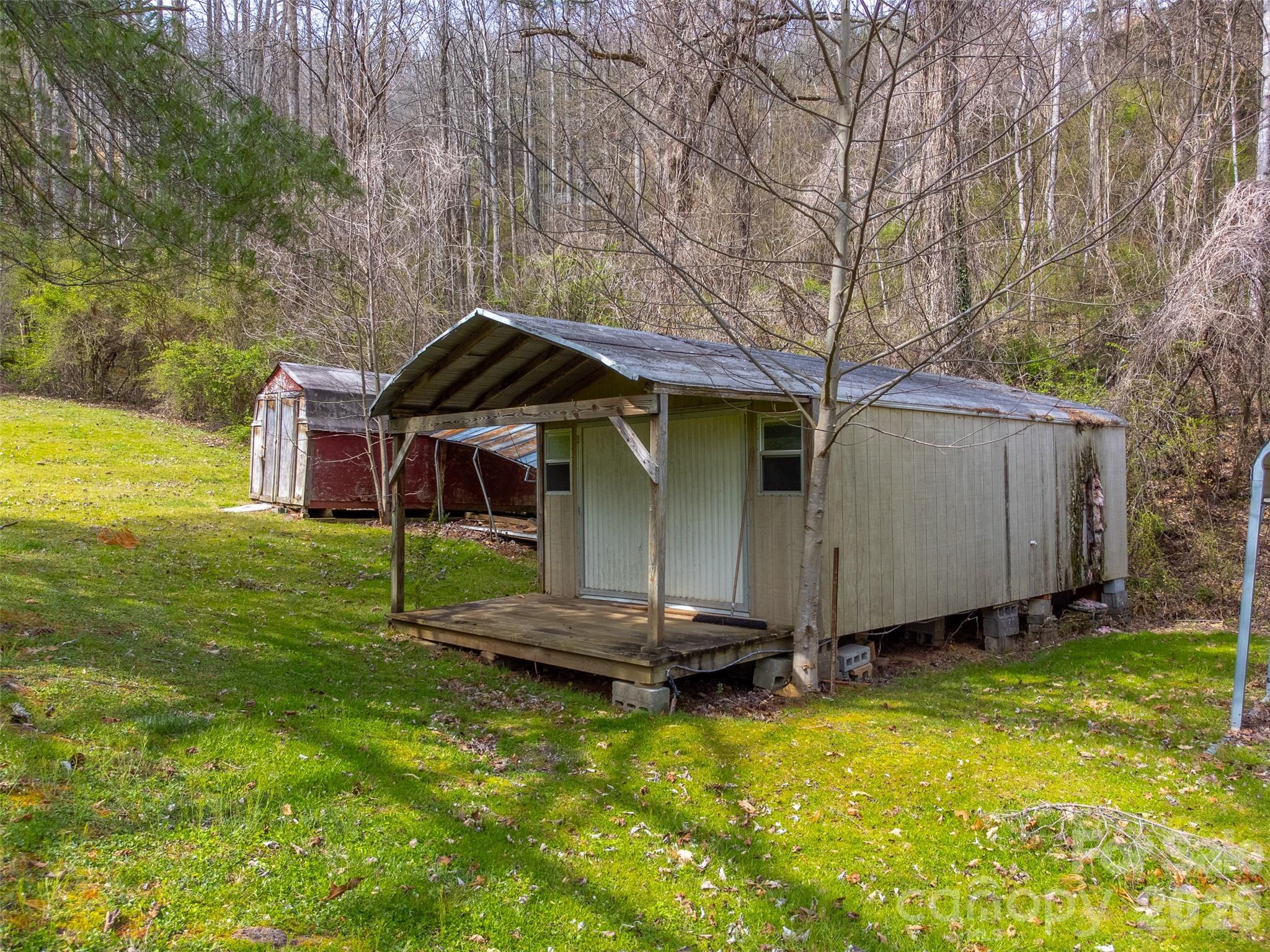 318 Sunrise Park — Sylva