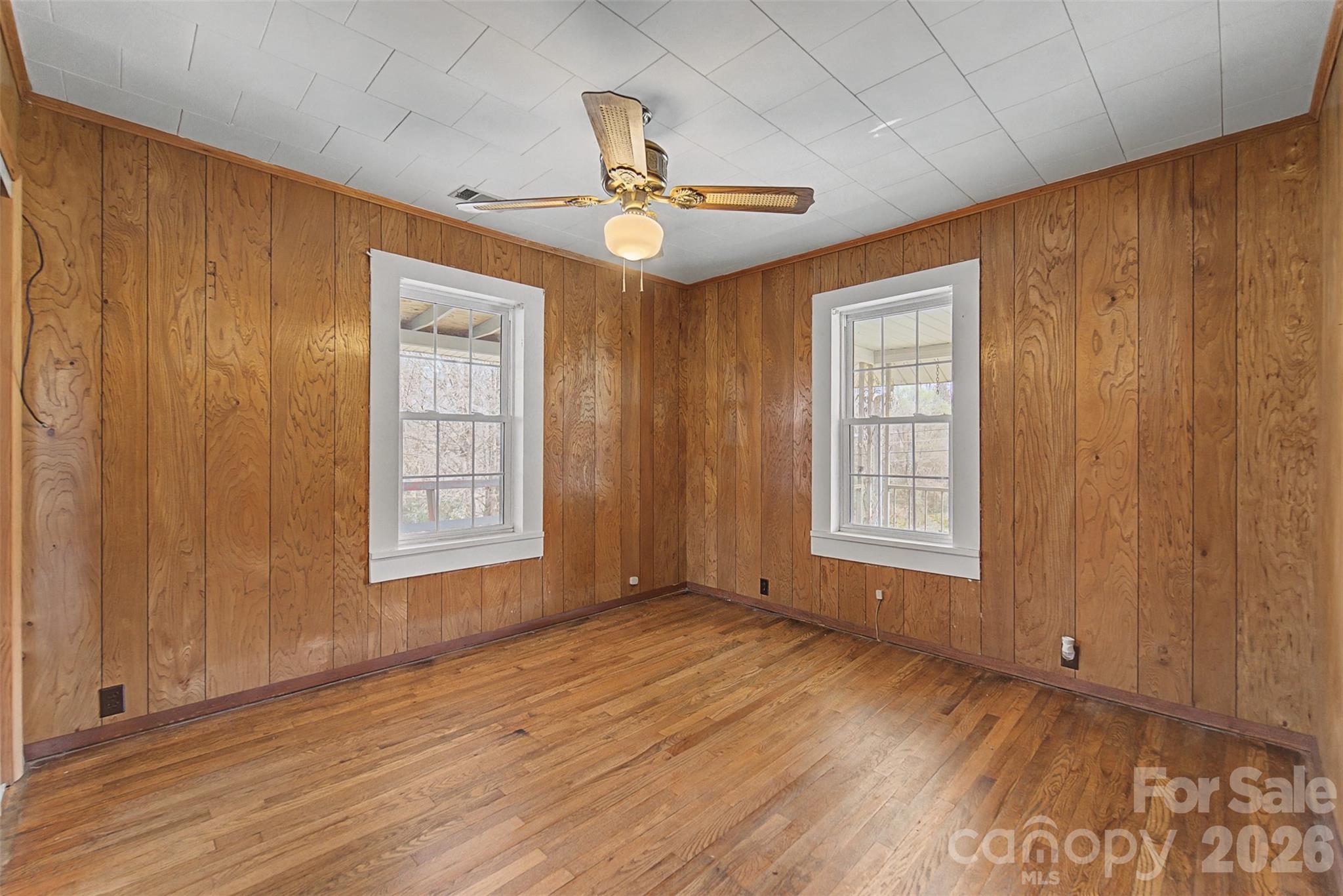 318 Sunrise Park — Sylva