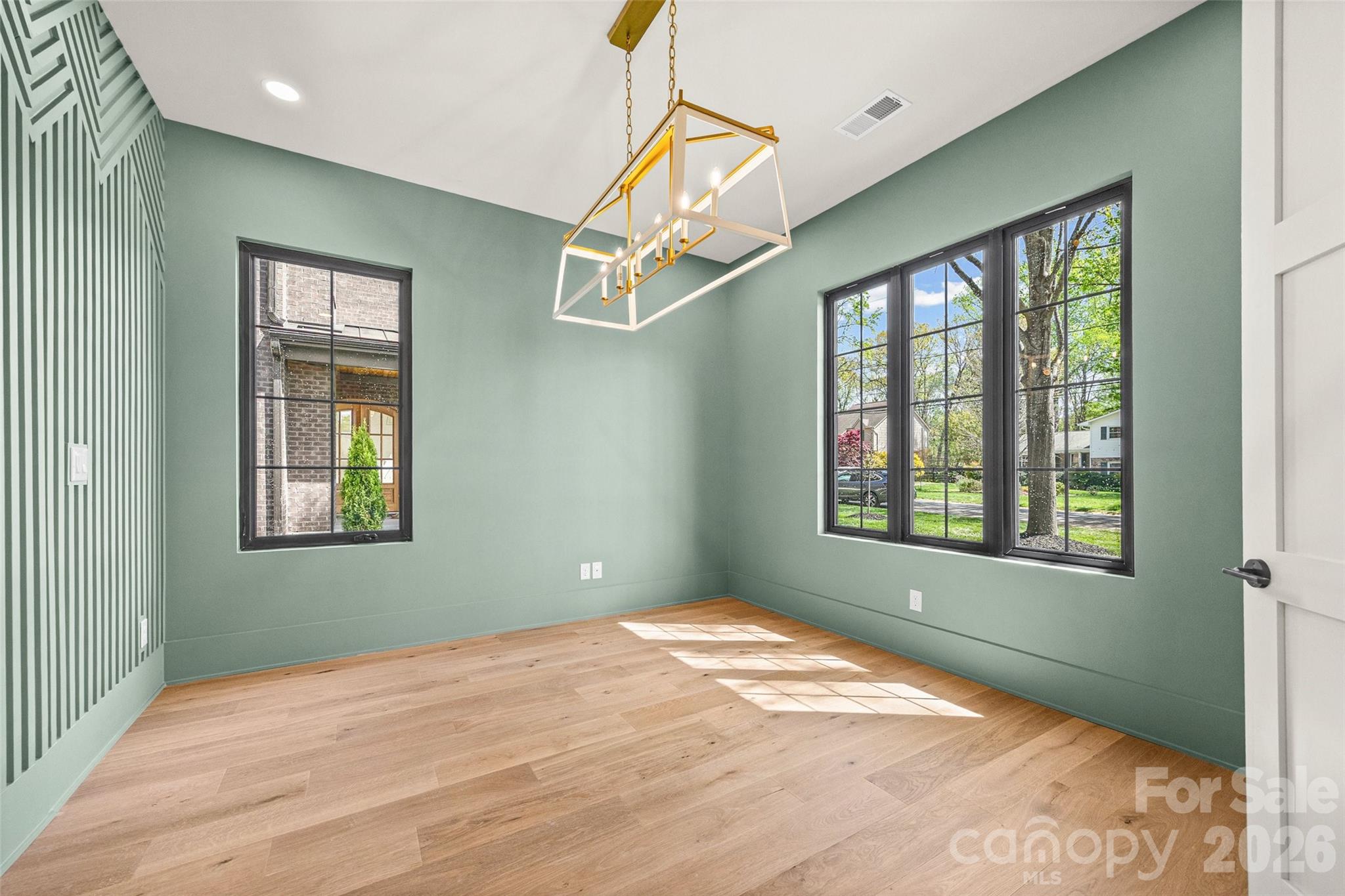 7105 Essington Drive — Charlotte