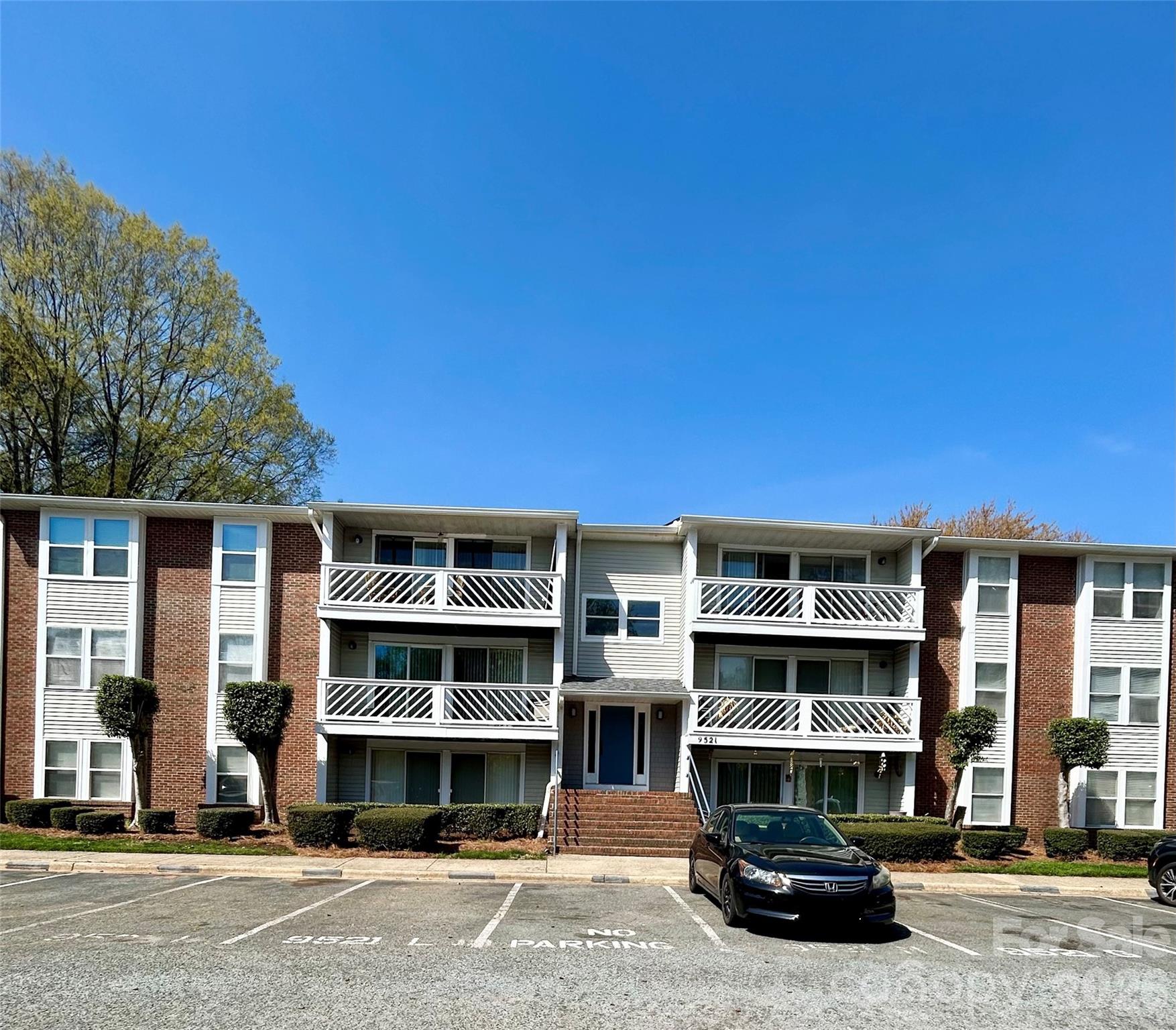 9521 Shannon Green Drive #C — Charlotte