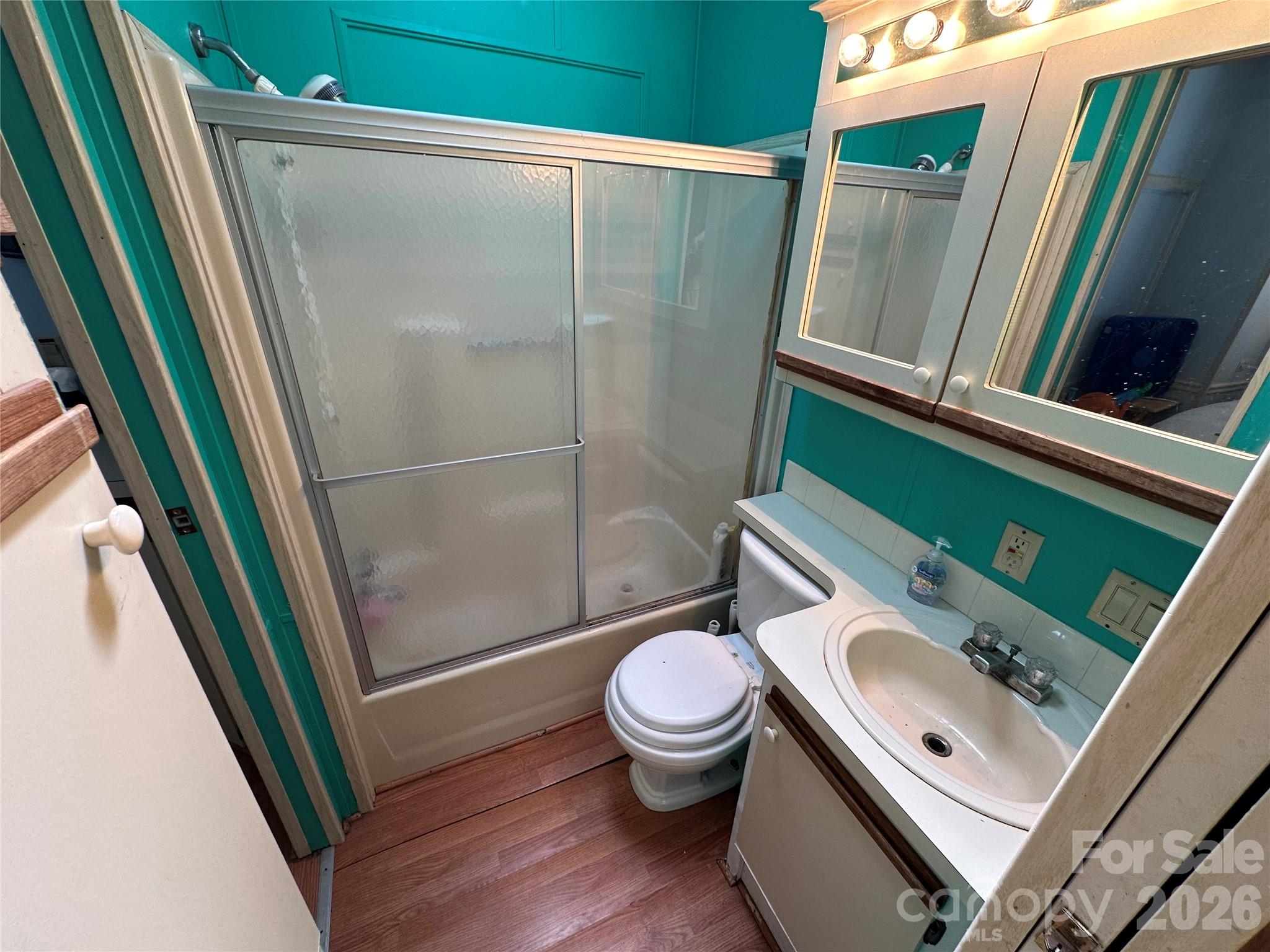 101 Dogwood Circle — New London