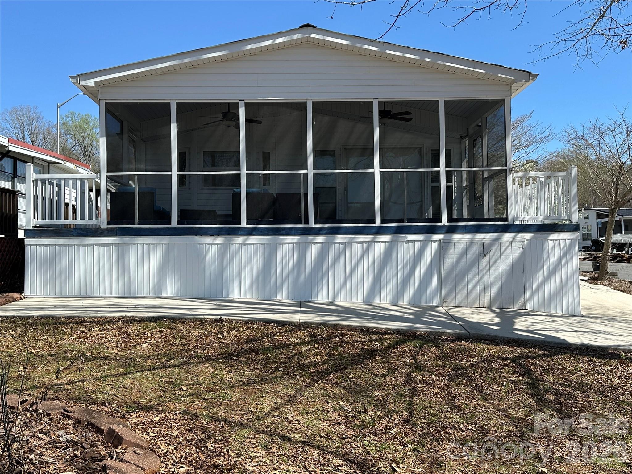 101 Dogwood Circle — New London