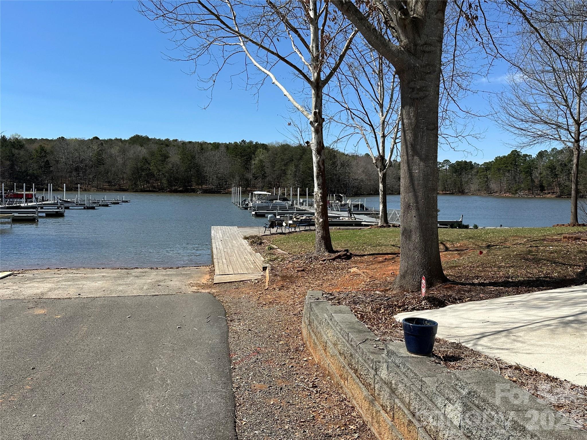 101 Dogwood Circle — New London