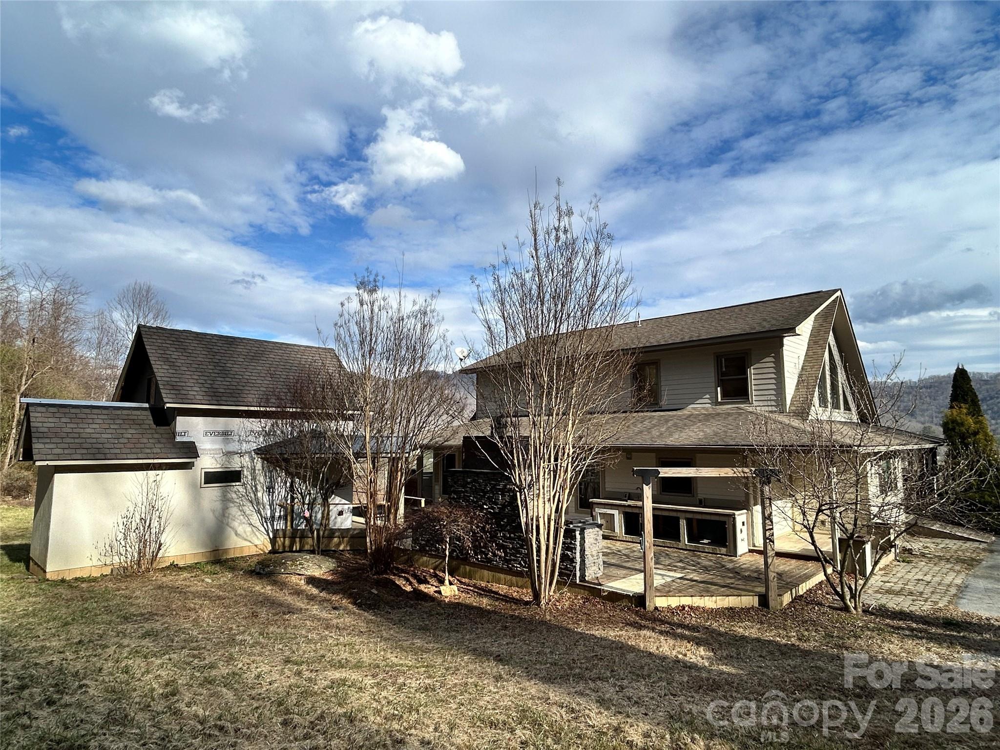 330 Potts Drive — Waynesville