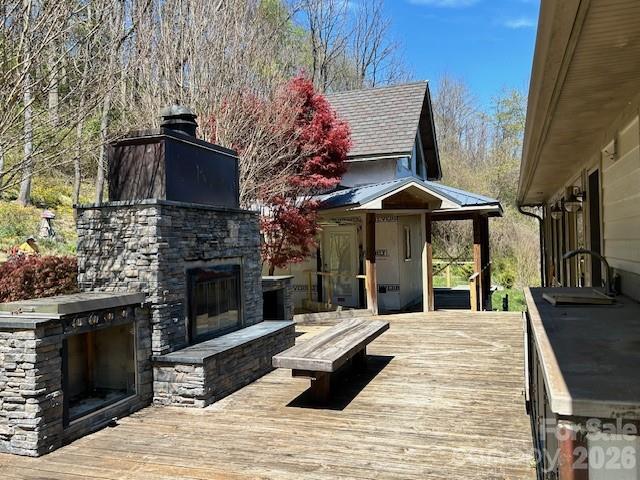330 Potts Drive — Waynesville