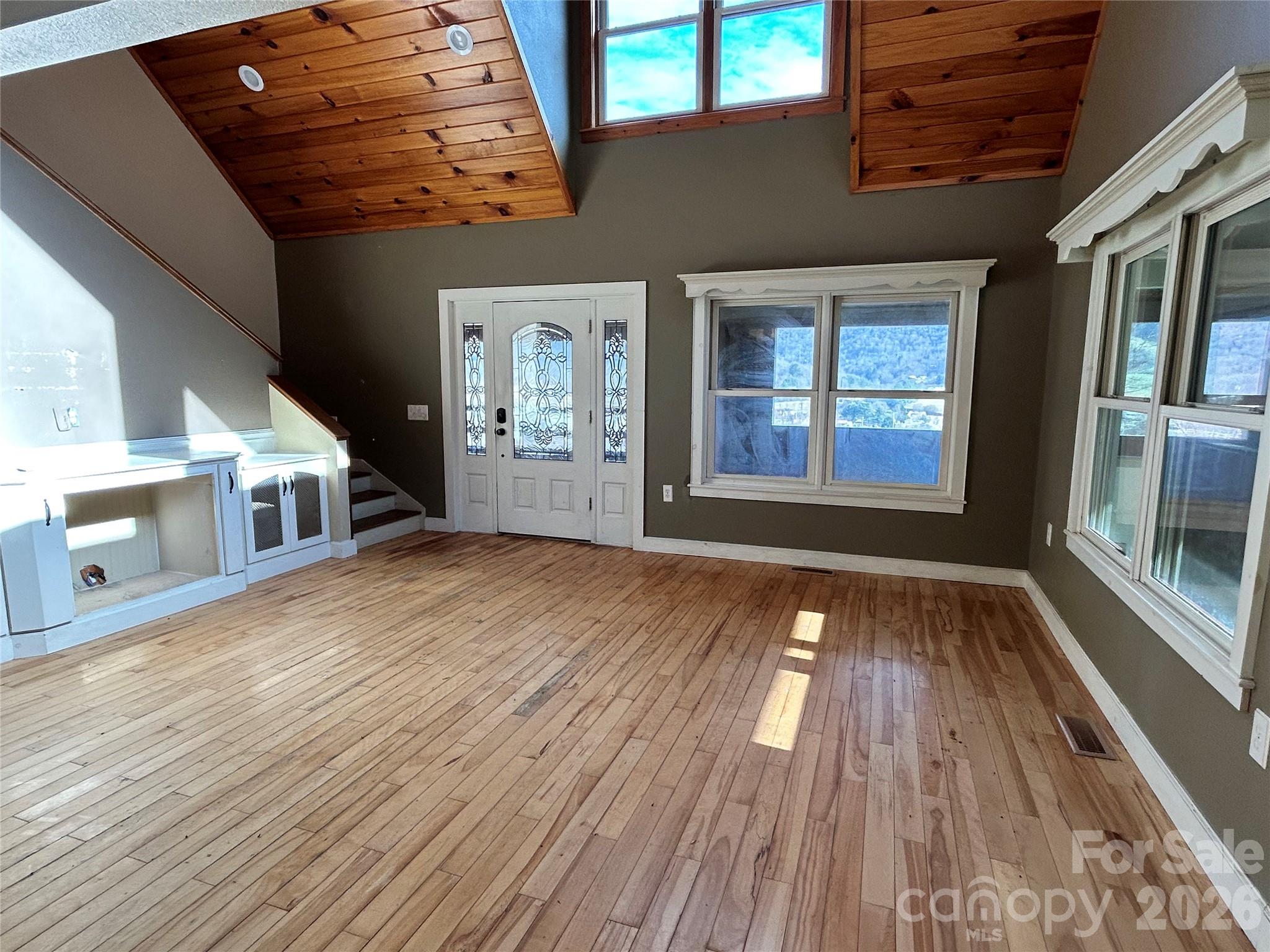 330 Potts Drive — Waynesville