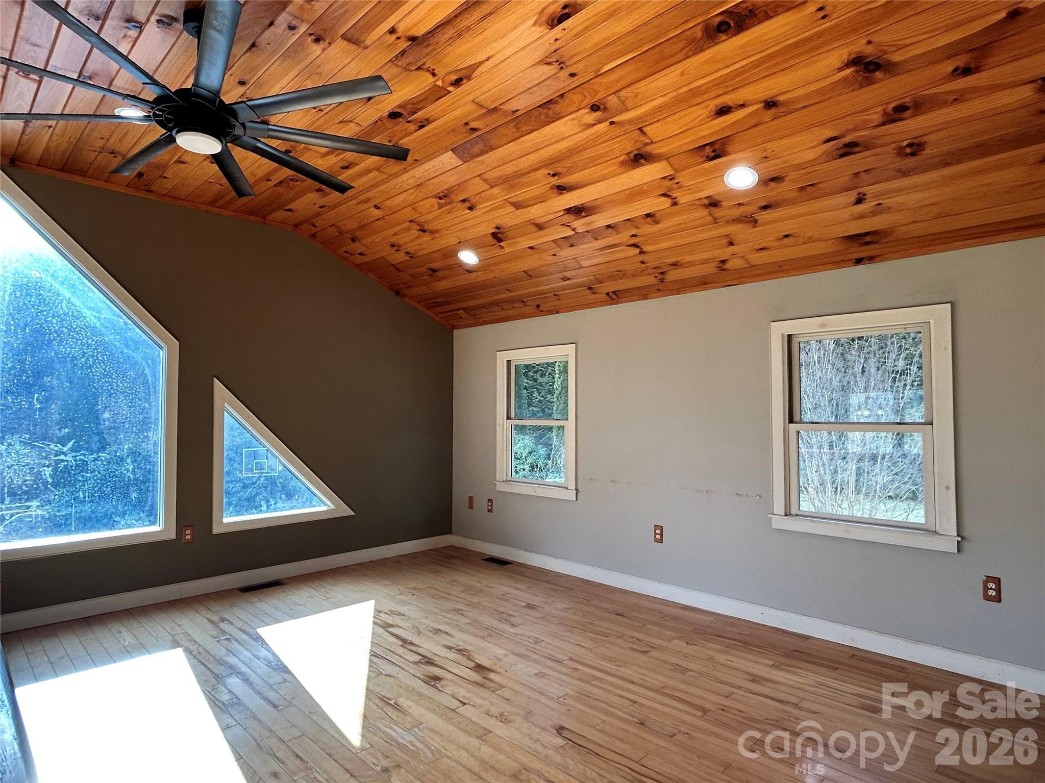 330 Potts Drive — Waynesville