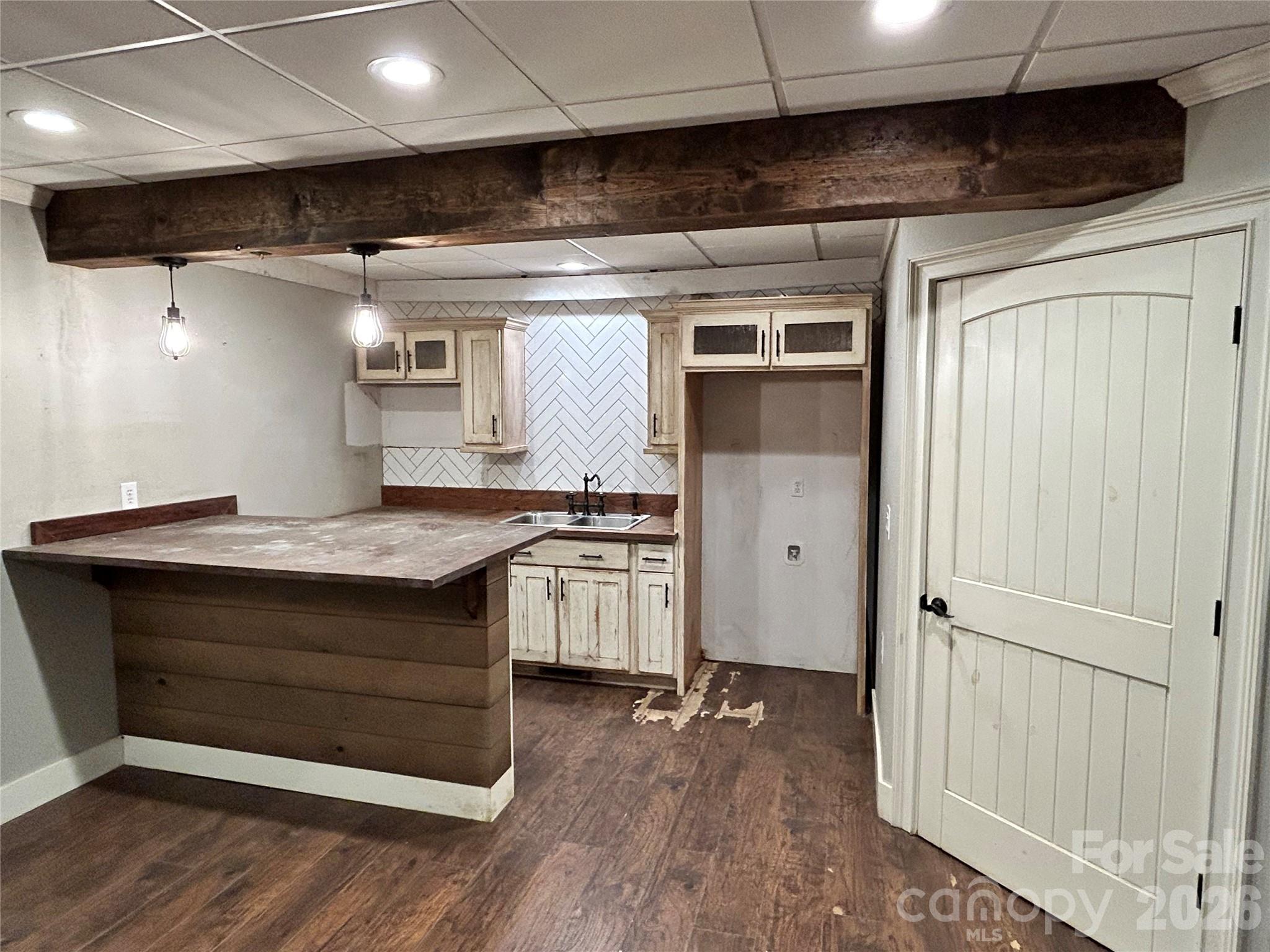 330 Potts Drive — Waynesville