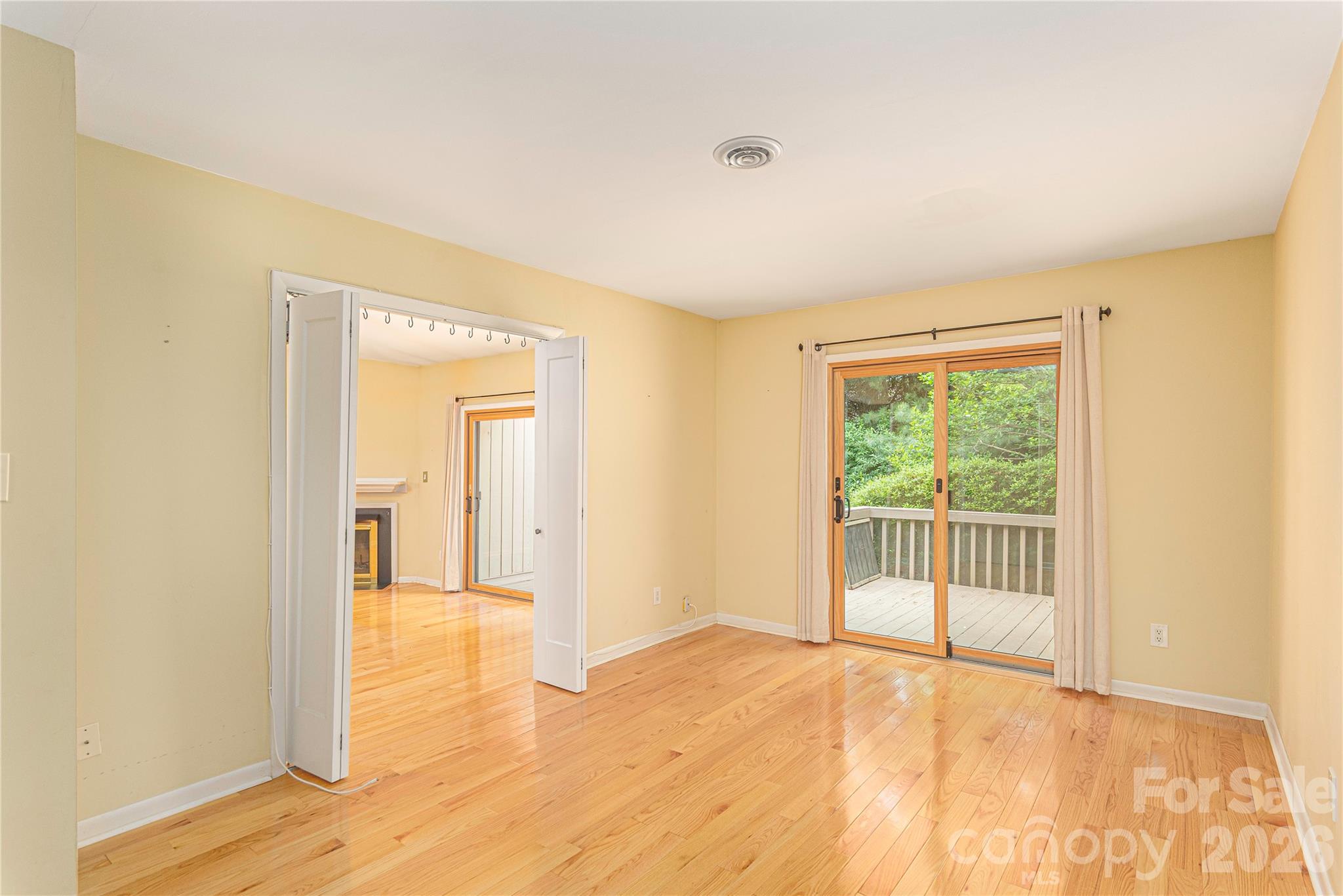 111 Clubwood Court — Asheville