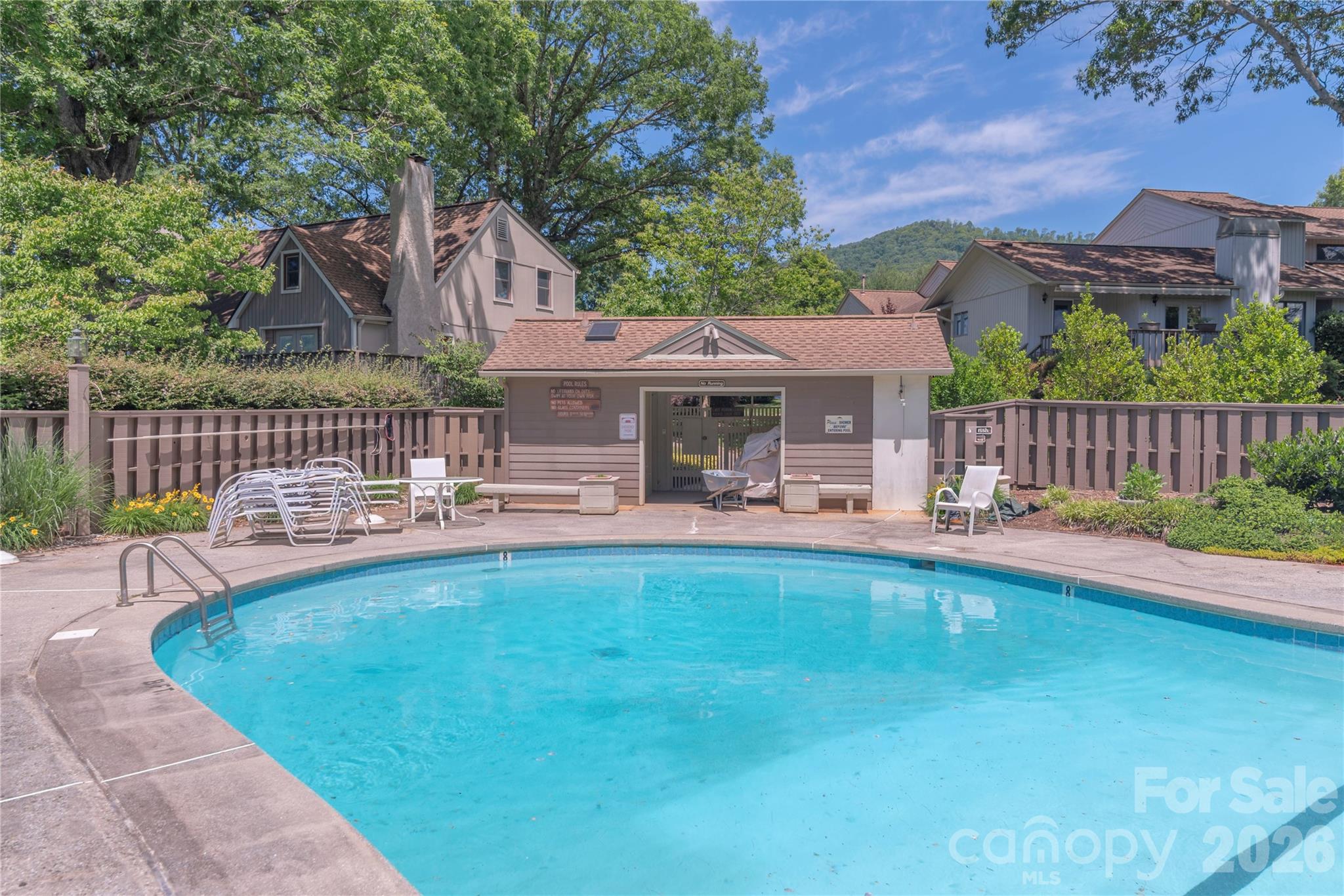 111 Clubwood Court — Asheville
