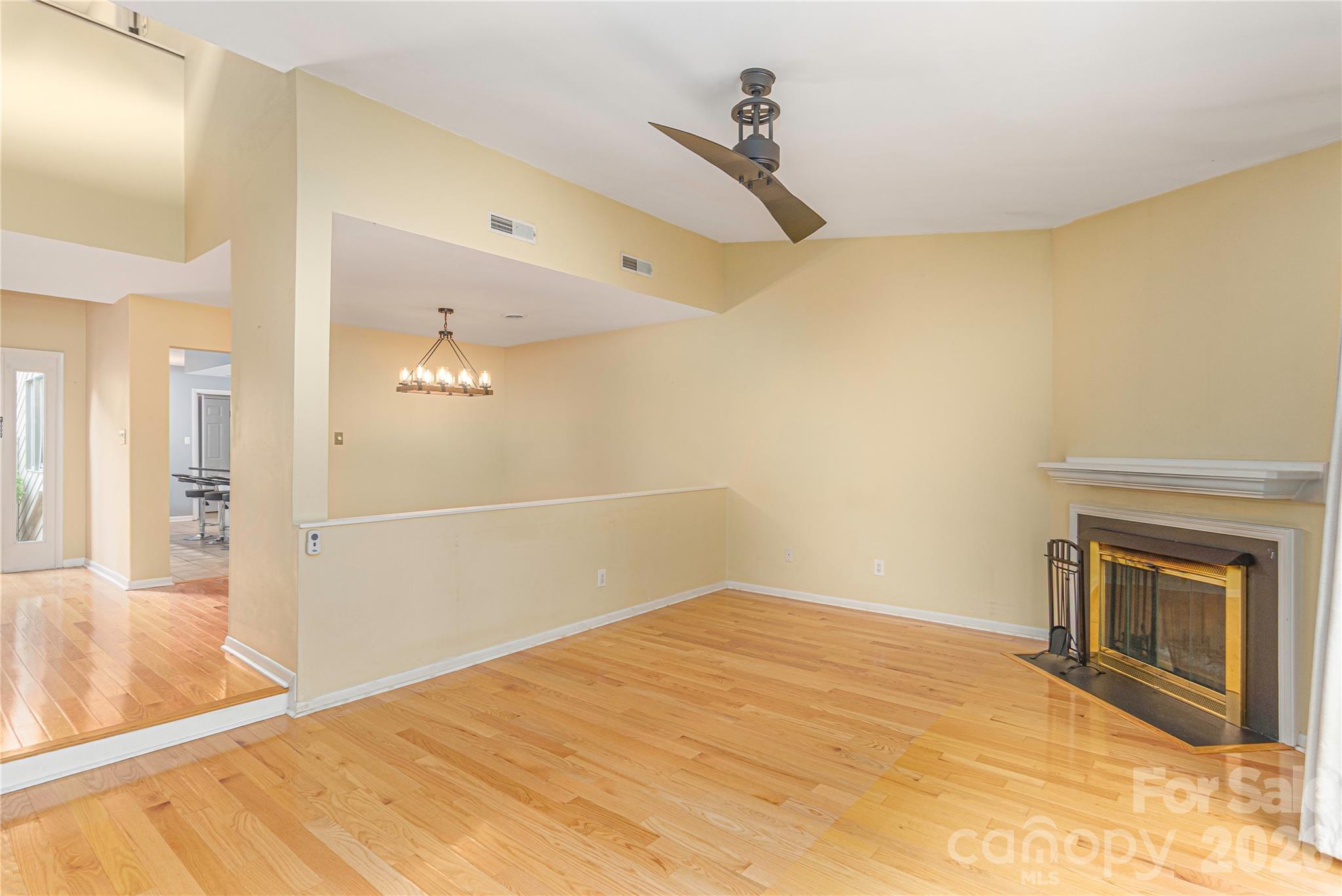 111 Clubwood Court — Asheville