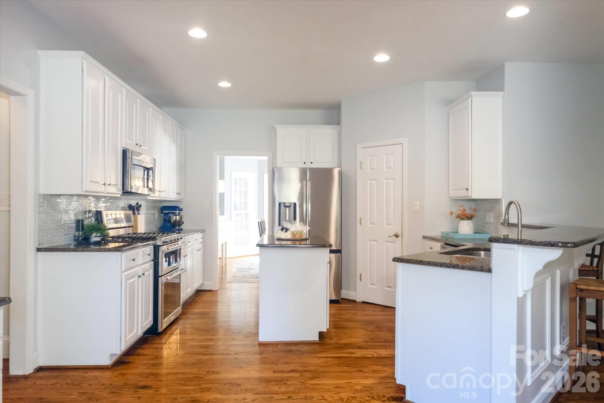 3570 Weddington Oaks Drive — Matthews