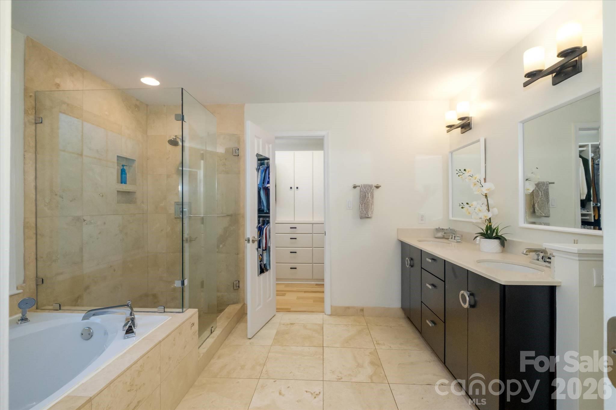 3570 Weddington Oaks Drive — Matthews
