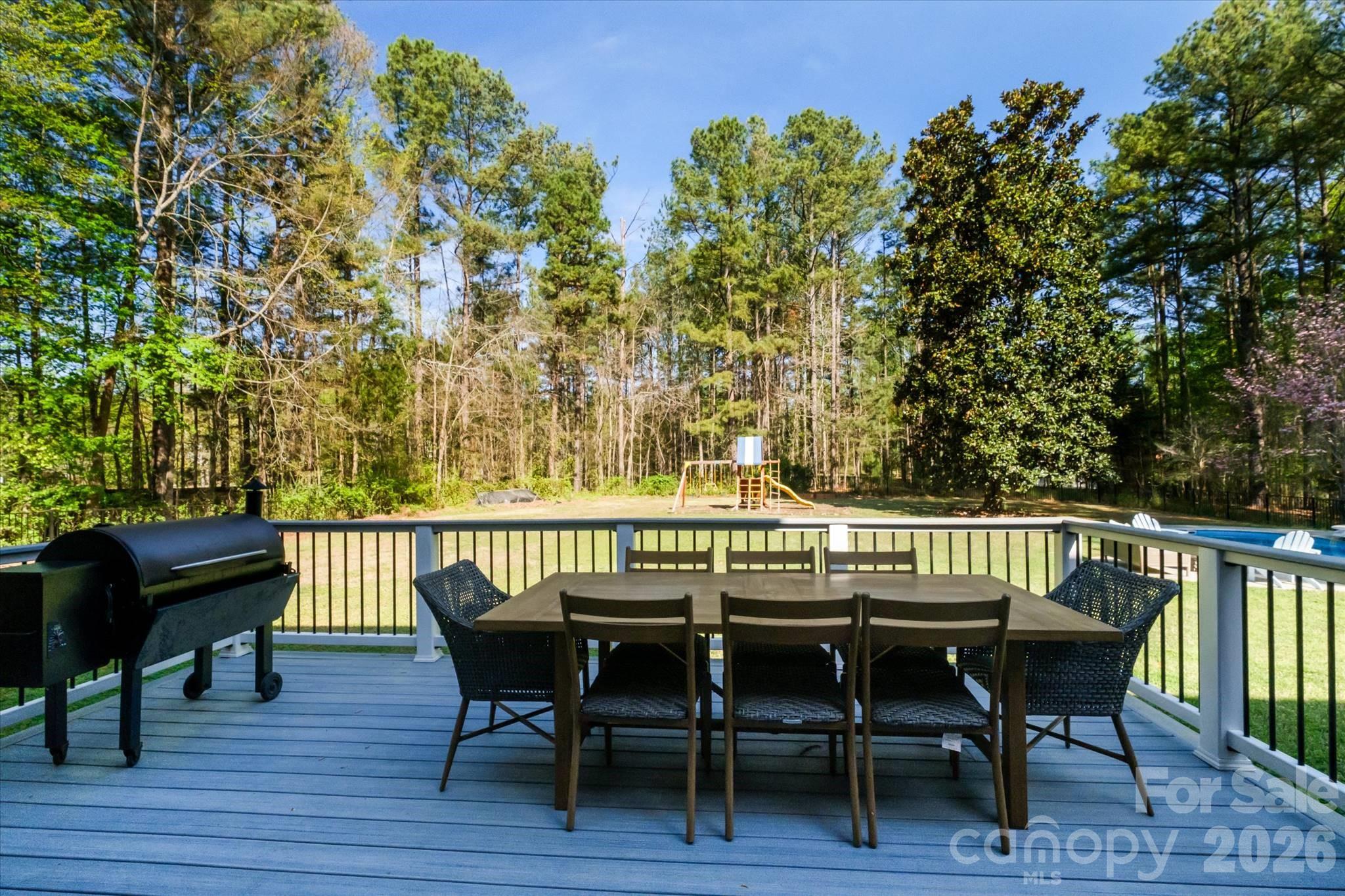 3570 Weddington Oaks Drive — Matthews