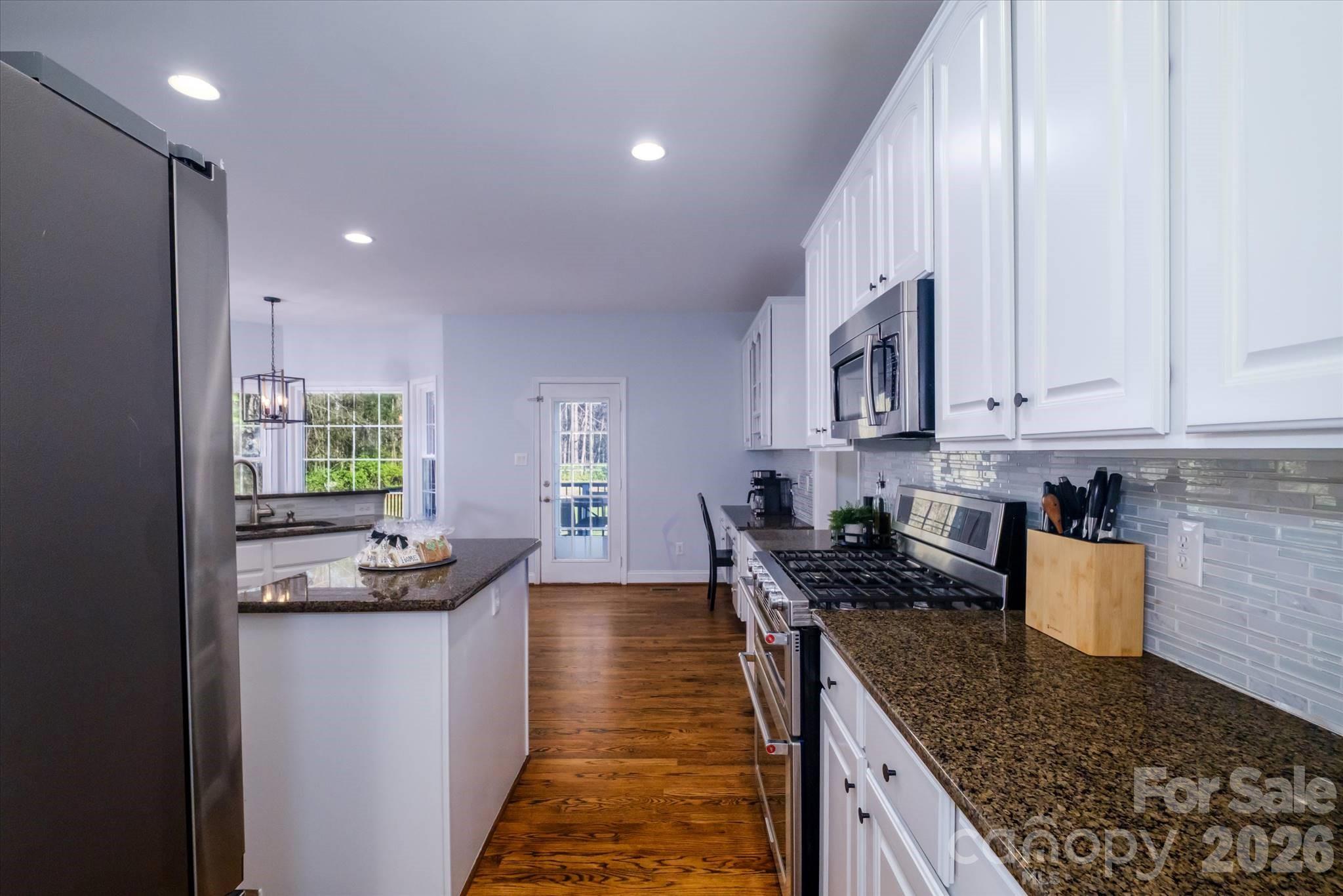 3570 Weddington Oaks Drive — Matthews