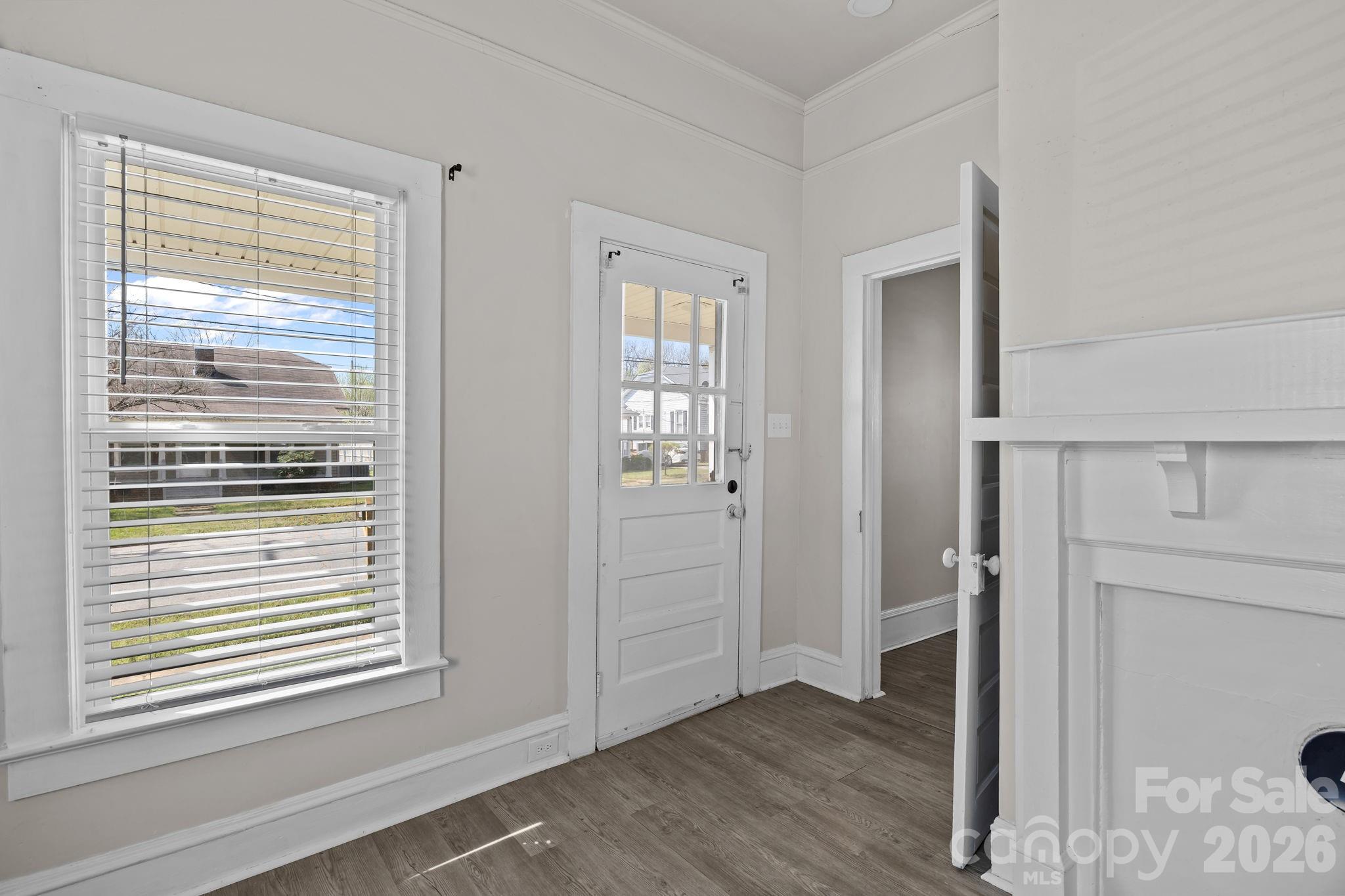 828 Park Avenue — Salisbury