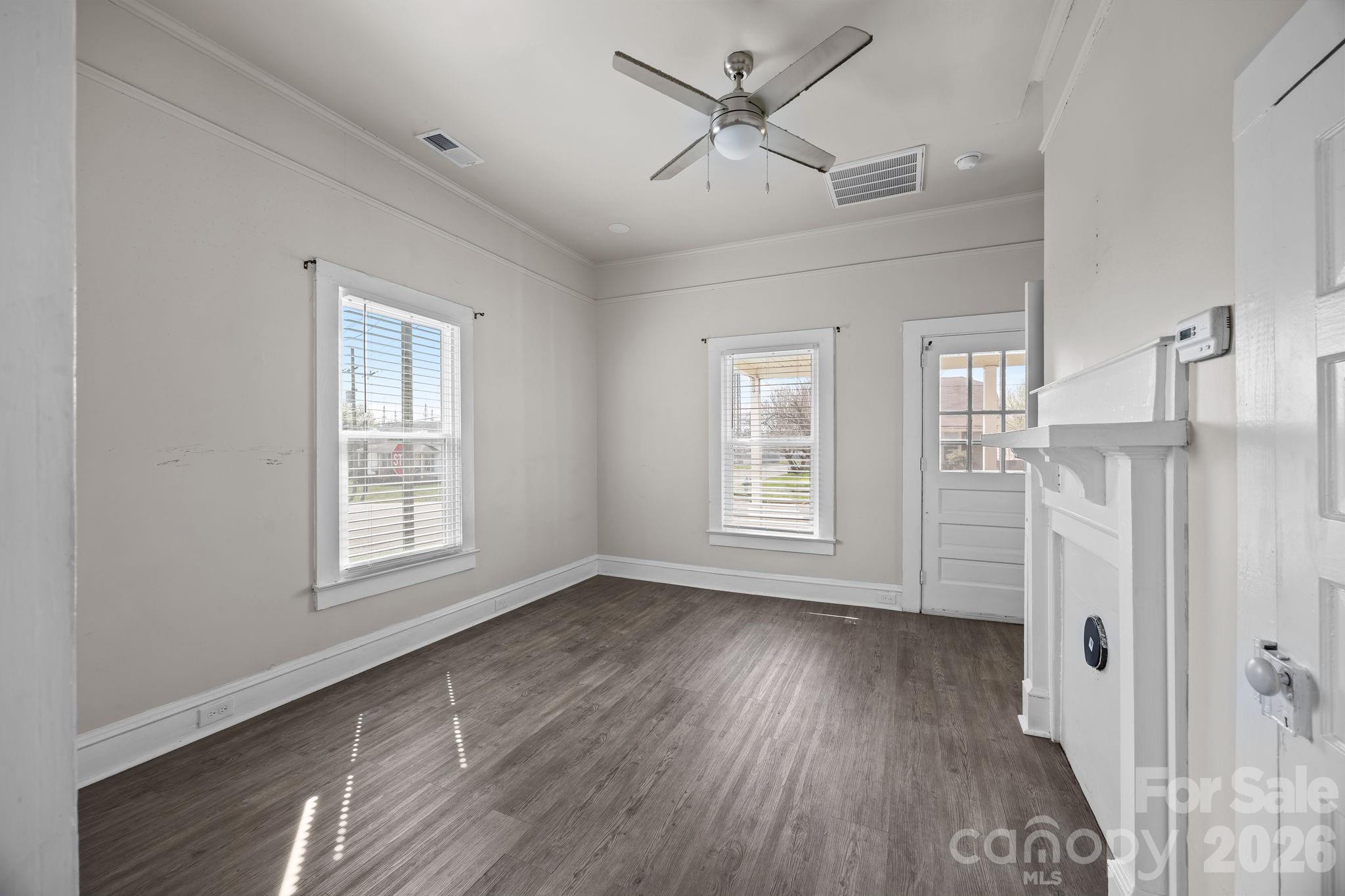 828 Park Avenue — Salisbury