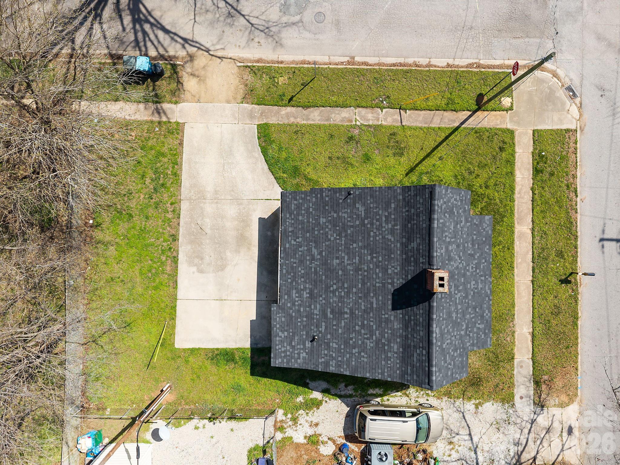 828 Park Avenue — Salisbury