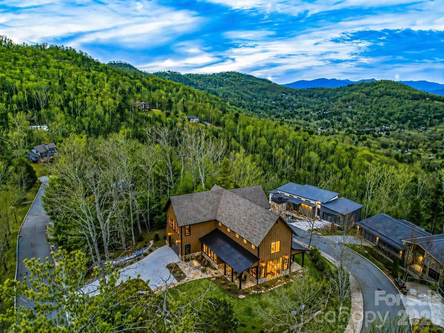 120 Boulder Creek Way — Asheville