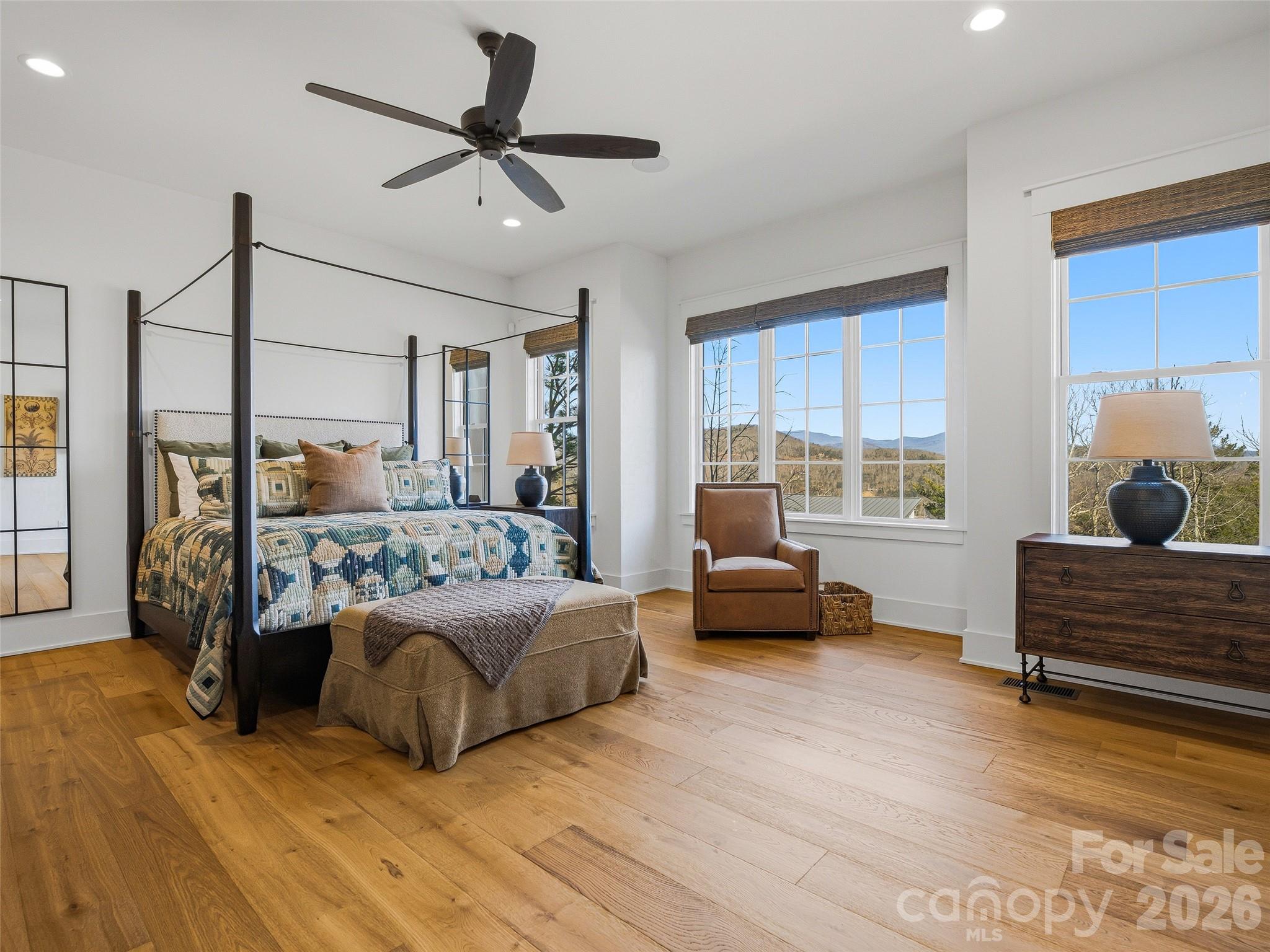 120 Boulder Creek Way — Asheville