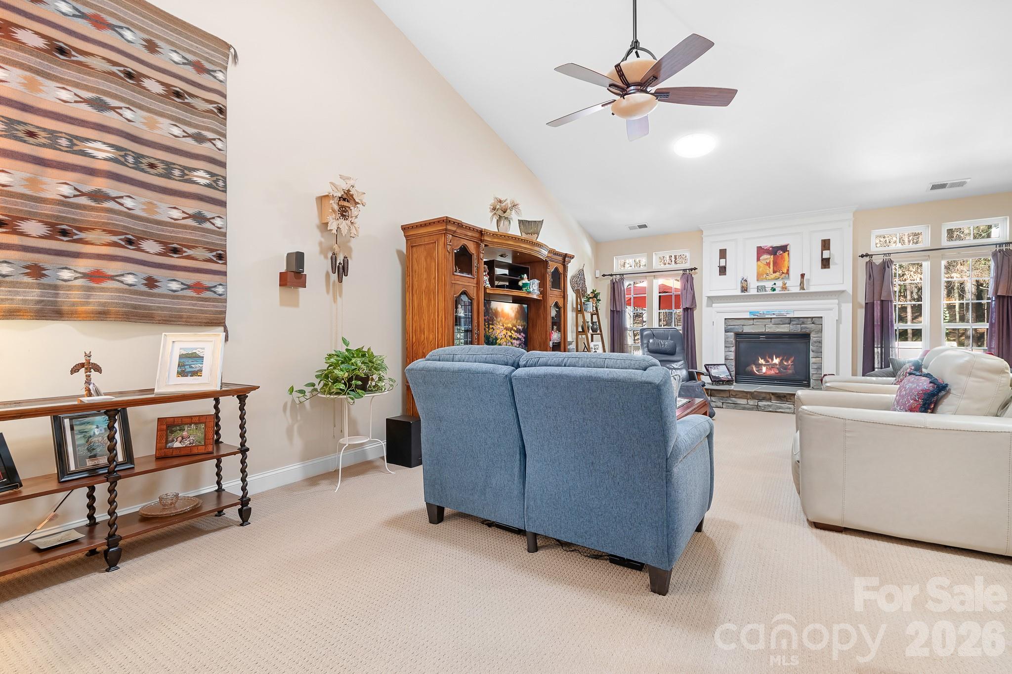 104 Kestrel Court — Mount Holly