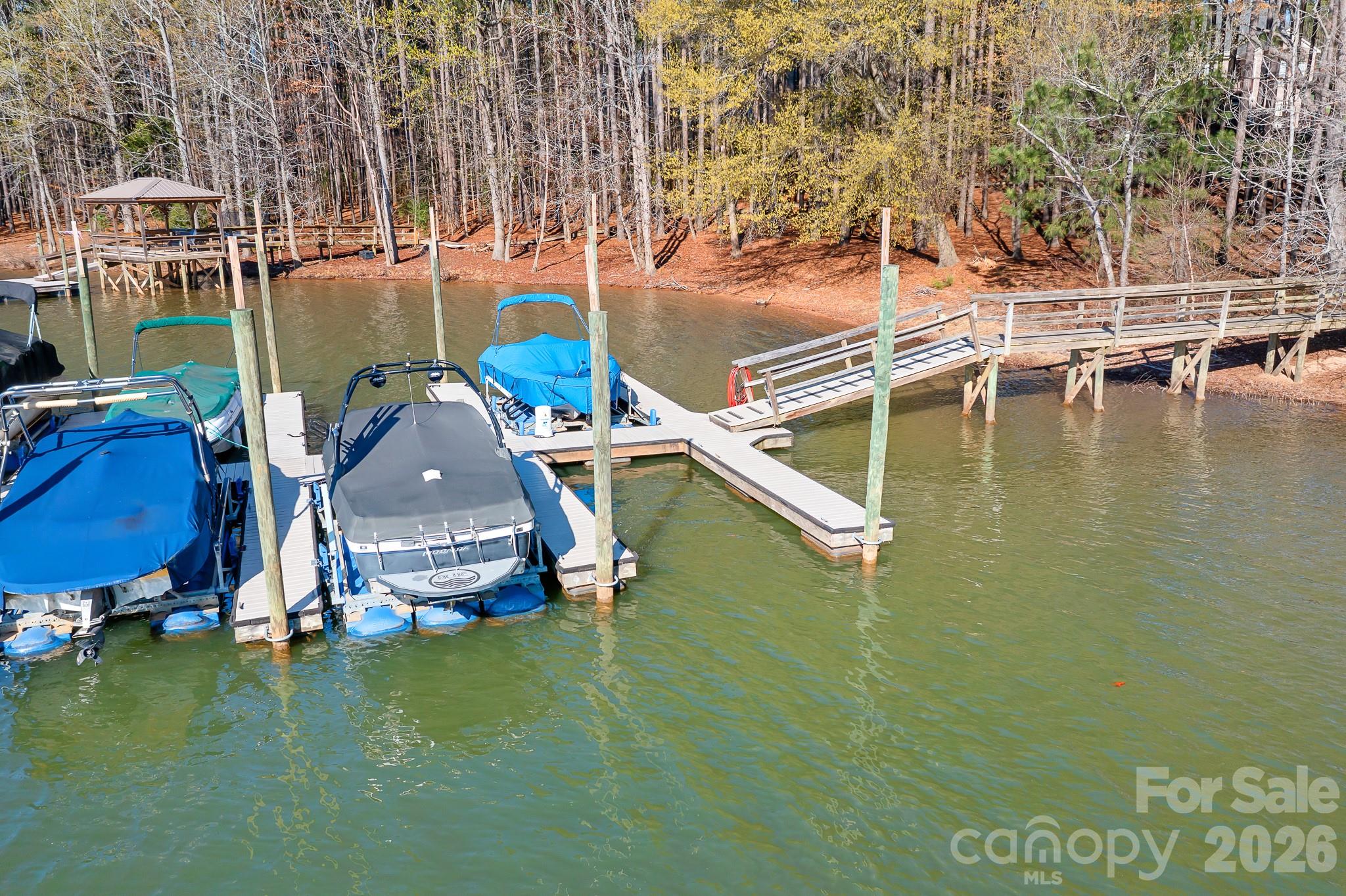 104 Kestrel Court — Mount Holly